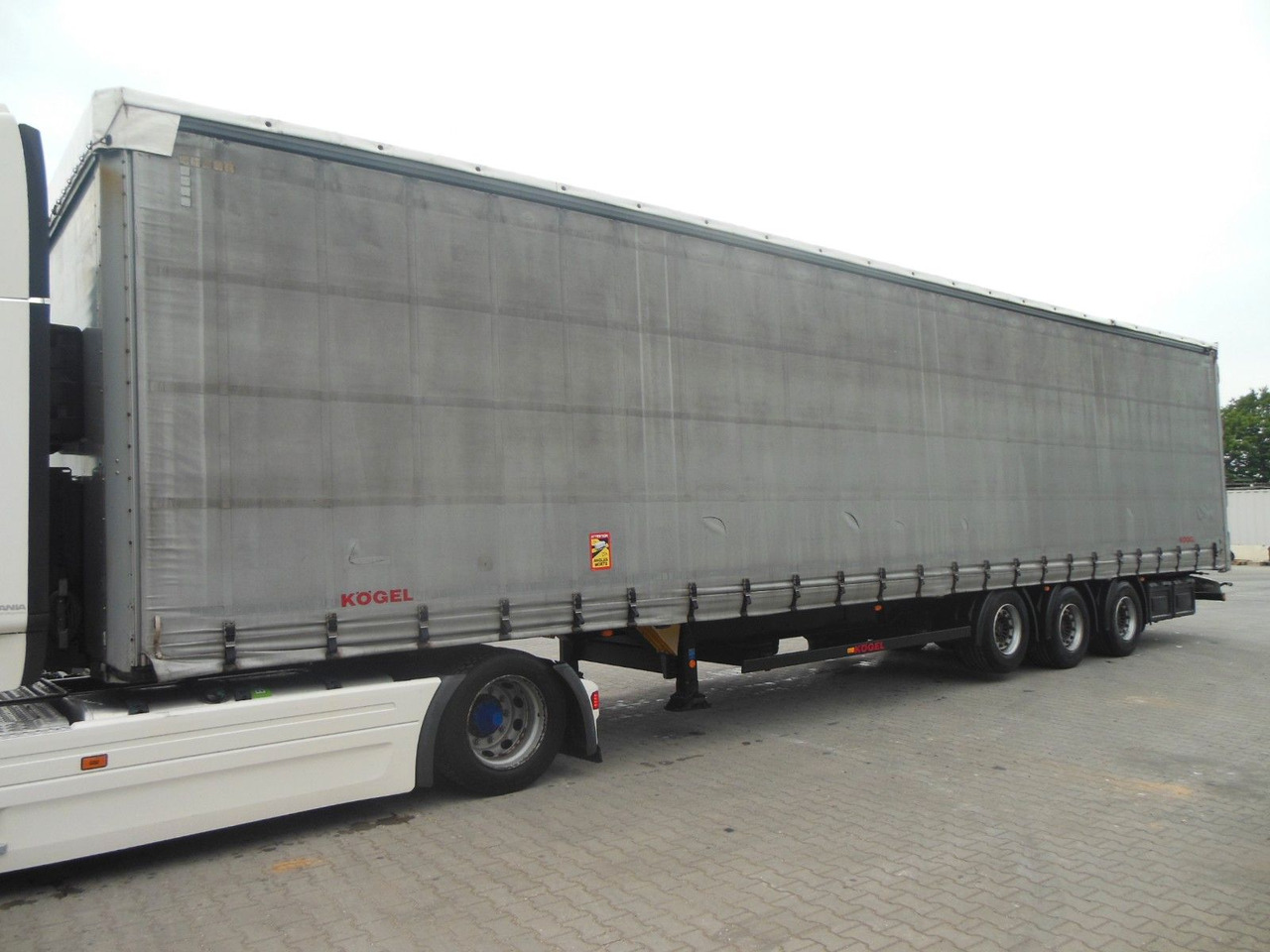Kögel SN 24, LOWDECK, LIFTACHSE, SAF - Curtainsider semi-trailer: picture 2 Kögel SN 24, LOWDECK, LIFTACHSE, SAF - Curtainsider semi-trailer: picture 2