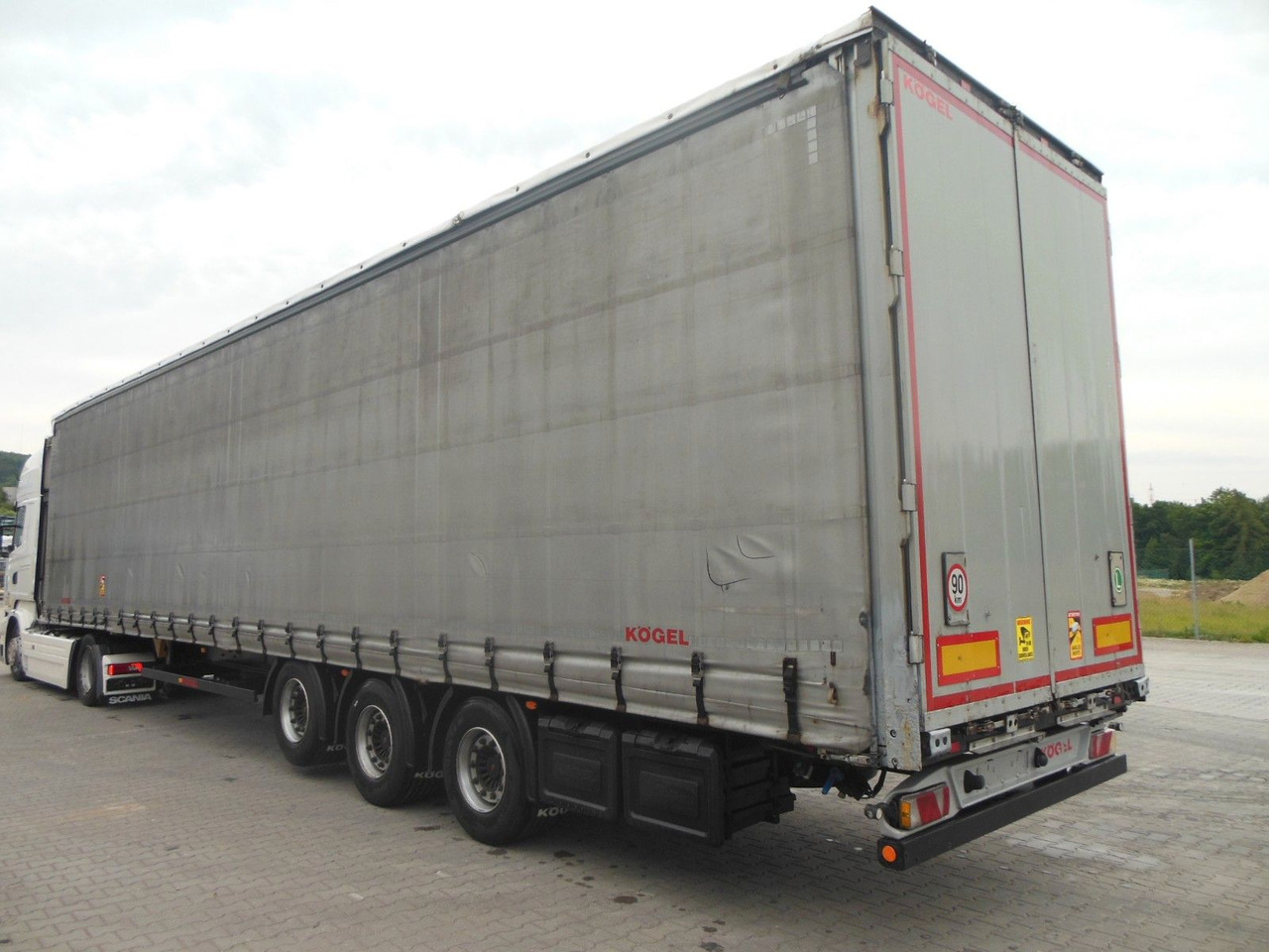 Kögel SN 24, LOWDECK, LIFTACHSE, SAF - Curtainsider semi-trailer: picture 4 Kögel SN 24, LOWDECK, LIFTACHSE, SAF - Curtainsider semi-trailer: picture 4