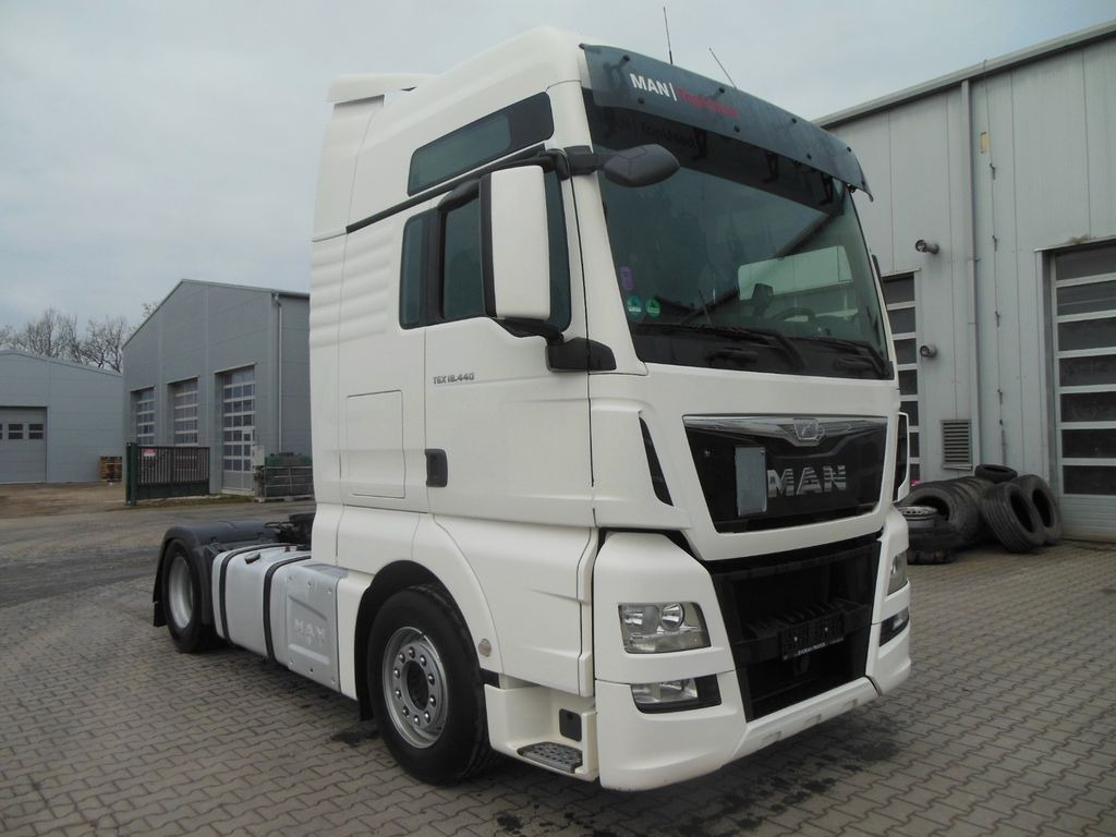 MAN TGX 18.440 BLS, INTARDER, AUTOMATIC, EURO 6 - Tractor unit: picture 2 MAN TGX 18.440 BLS, INTARDER, AUTOMATIC, EURO 6 - Tractor unit: picture 2