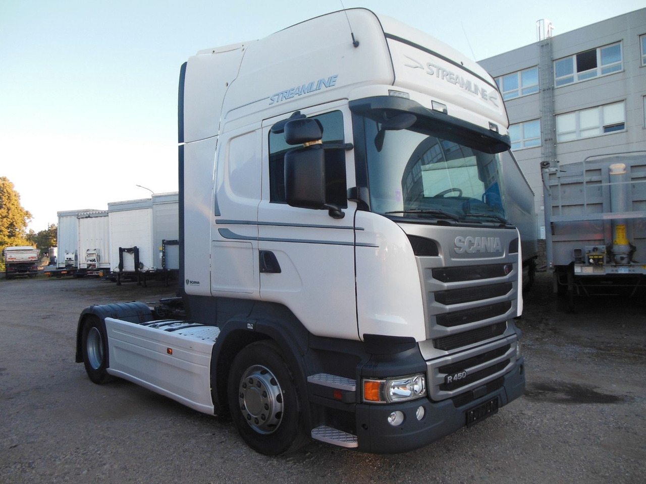 Scania R 450, RETARDER, VOLL LUFT, STAND KLIMA, TOP! - Tractor unit: picture 2 Scania R 450, RETARDER, VOLL LUFT, STAND KLIMA, TOP! - Tractor unit: picture 2