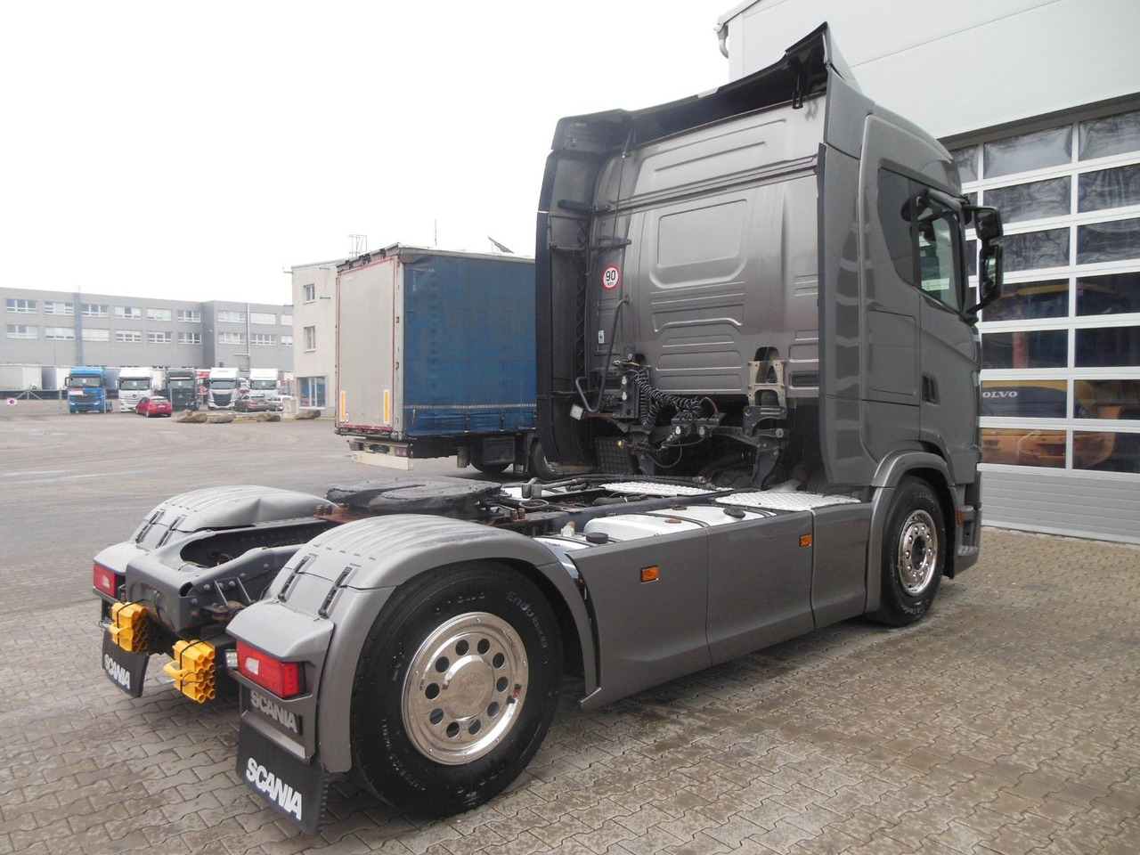 Scania S 450, RETARDER, HYDRAULIK - Tractor unit: picture 3 Scania S 450, RETARDER, HYDRAULIK - Tractor unit: picture 3