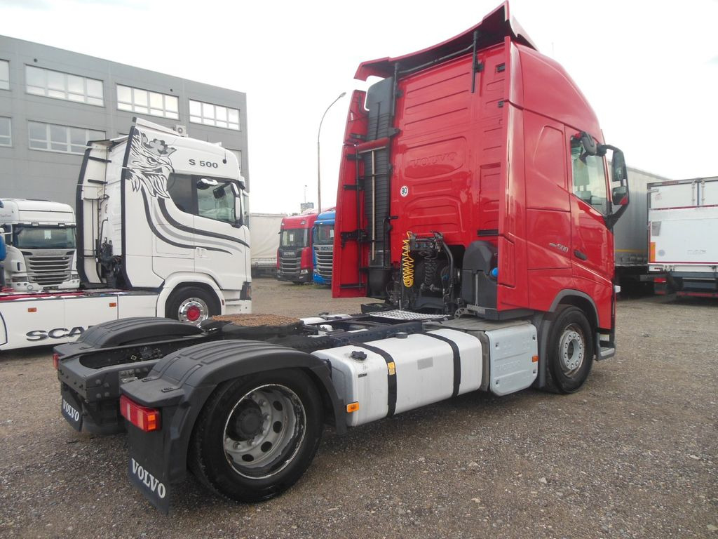 Volvo FH 13/500, LOWDECK, GLOBE XL, I PARK COOL, TOP!! - Tractor unit: picture 3 Volvo FH 13/500, LOWDECK, GLOBE XL, I PARK COOL, TOP!! - Tractor unit: picture 3