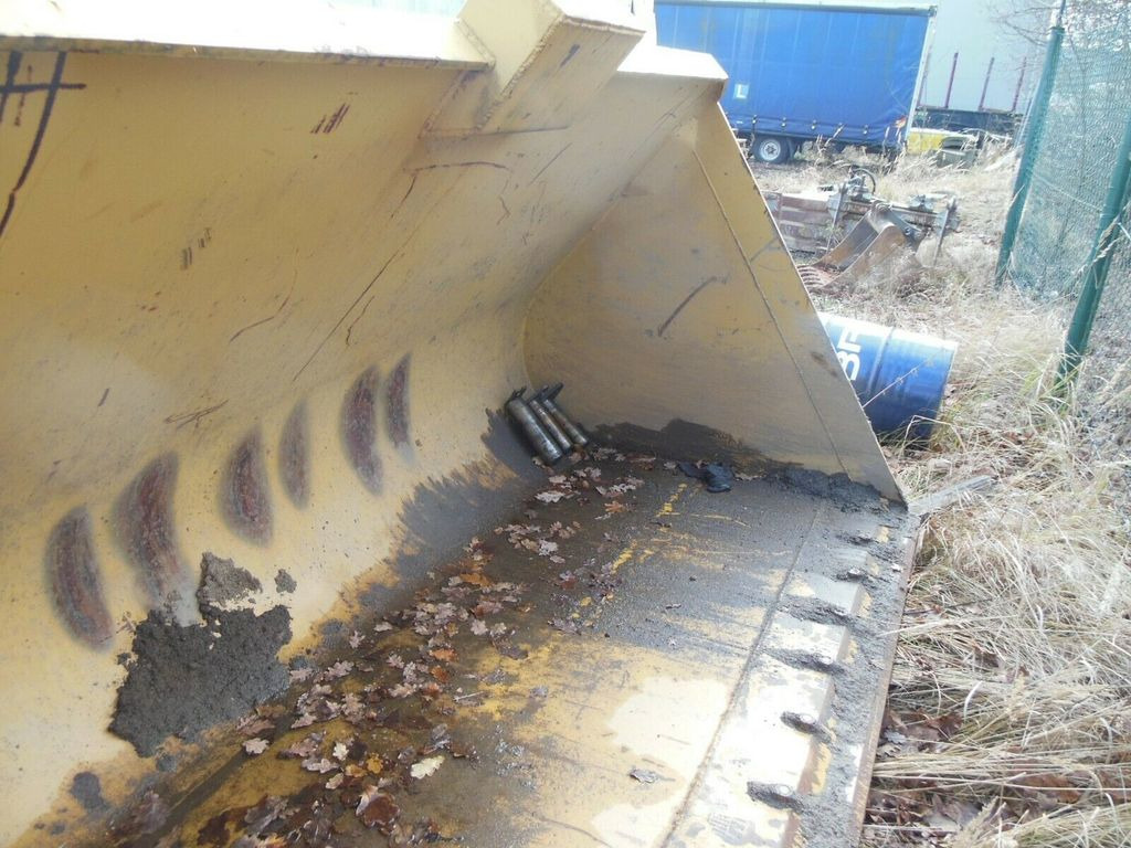 Volvo L120 - Schaufel 3,8m3 - Loader bucket: picture 4 Volvo L120 - Schaufel 3,8m3 - Loader bucket: picture 4