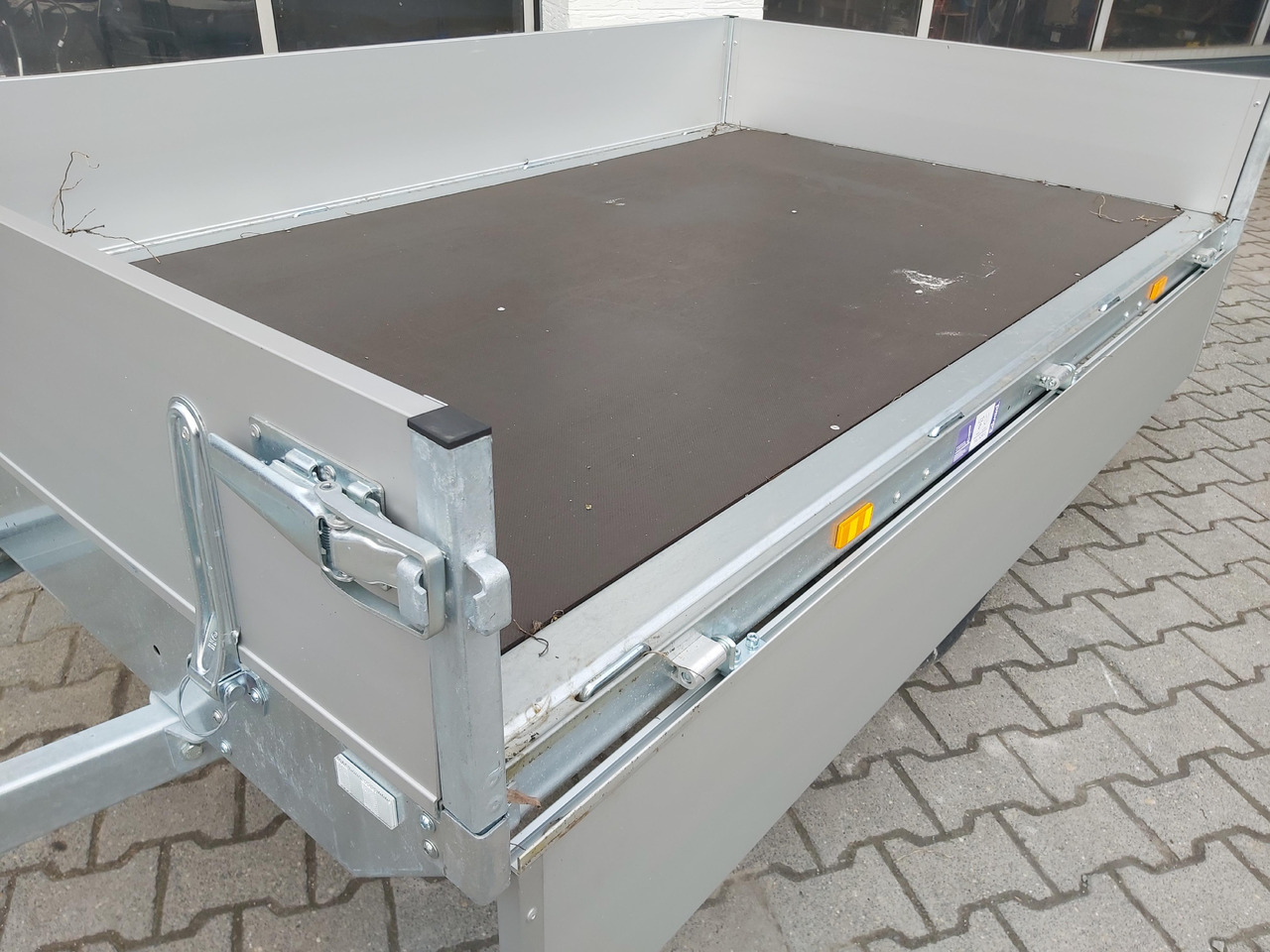 Hochlader light 2314 230x145x30cm Lfh: 63cm (XS) 750kg ungebremst Online Aktion - Car trailer: picture 4 Hochlader light 2314 230x145x30cm Lfh: 63cm (XS) 750kg ungebremst Online Aktion - Car trailer: picture 4