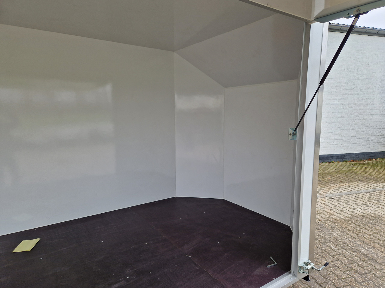 Koffer Hochlader FC2024HTL Messe 400x200x200cm aerodynamisch 10" Alufelgen (XL) 2000kg 100 km/H - Vending trailer: picture 3 Koffer Hochlader FC2024HTL Messe 400x200x200cm aerodynamisch 10" Alufelgen (XL) 2000kg 100 km/H - Vending trailer: picture 3
