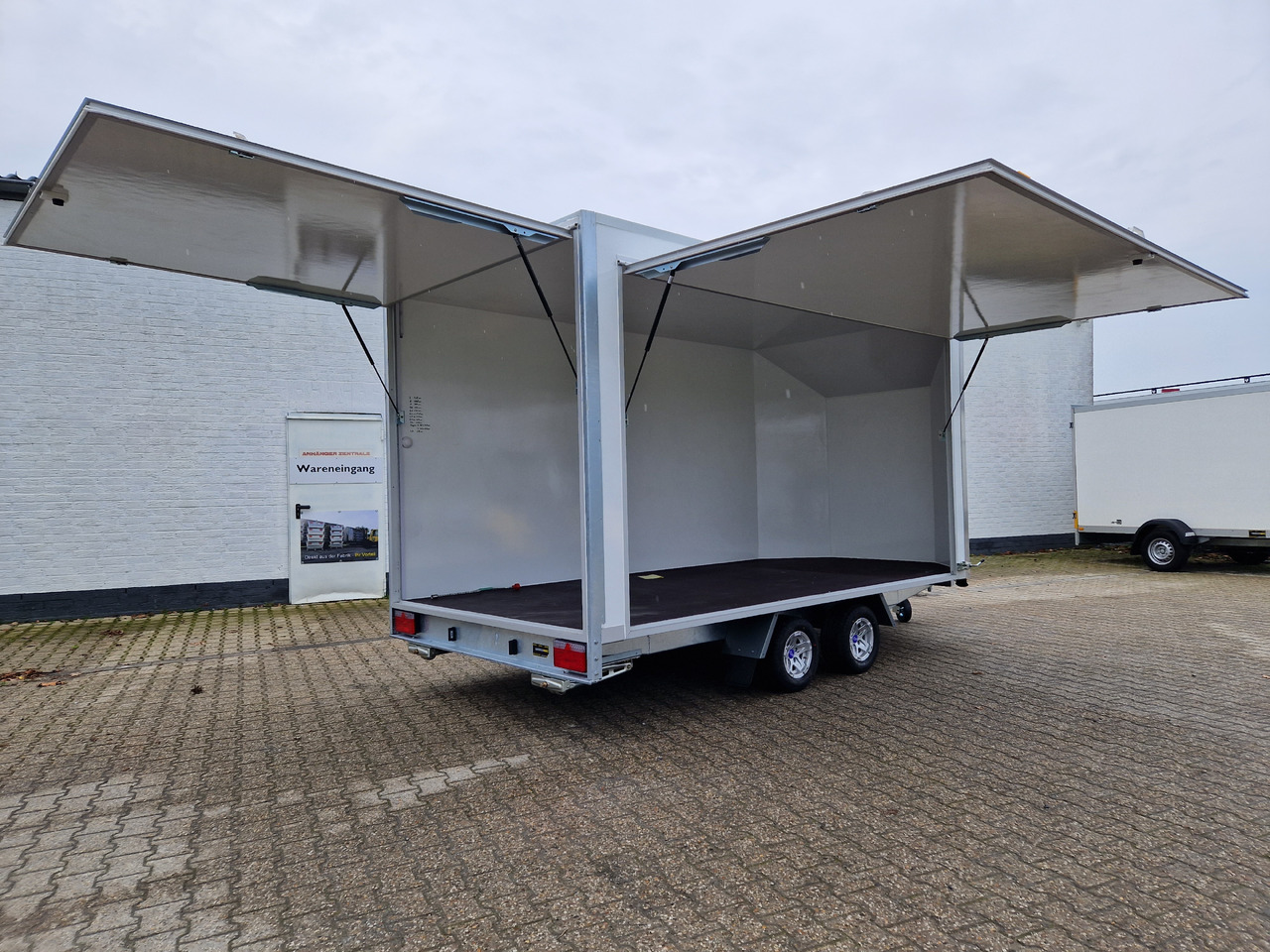 Koffer Hochlader FC2024HTL Messe 400x200x200cm aerodynamisch 10" Alufelgen (XL) 2000kg 100 km/H - Vending trailer: picture 2 Koffer Hochlader FC2024HTL Messe 400x200x200cm aerodynamisch 10" Alufelgen (XL) 2000kg 100 km/H - Vending trailer: picture 2