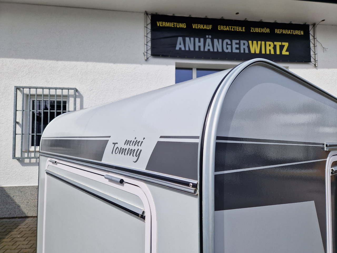 Mini Camper Mini Tommy TMC25 Basic 252x140x121cm 750kg gebremst 100km/H - Car trailer: picture 2 Mini Camper Mini Tommy TMC25 Basic 252x140x121cm 750kg gebremst 100km/H - Car trailer: picture 2