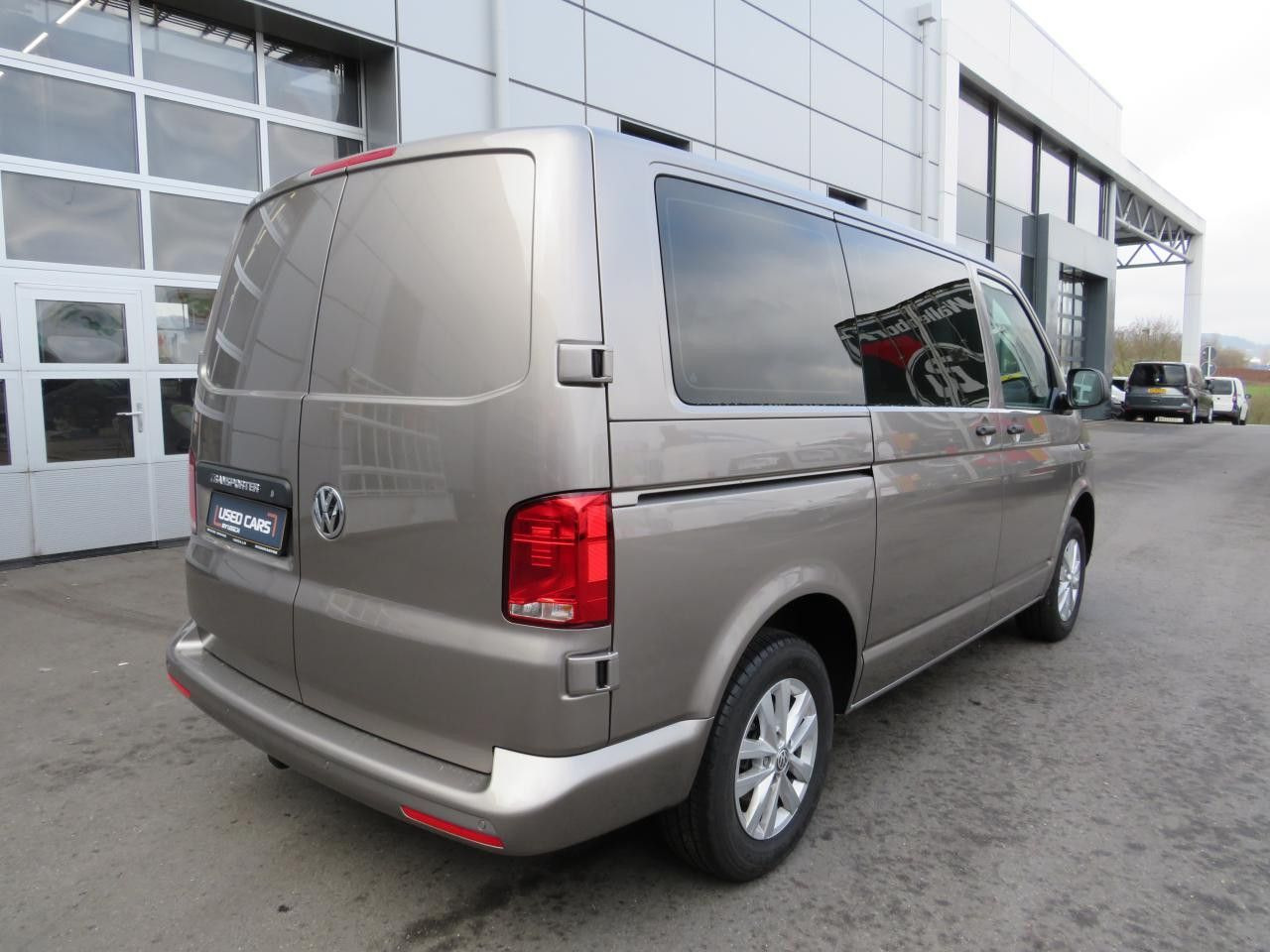 Volkswagen T6.1 Transporter 2.0 TDI Kasten Trendline Euro6 - Small van: picture 5 Volkswagen T6.1 Transporter 2.0 TDI Kasten Trendline Euro6 - Small van: picture 5