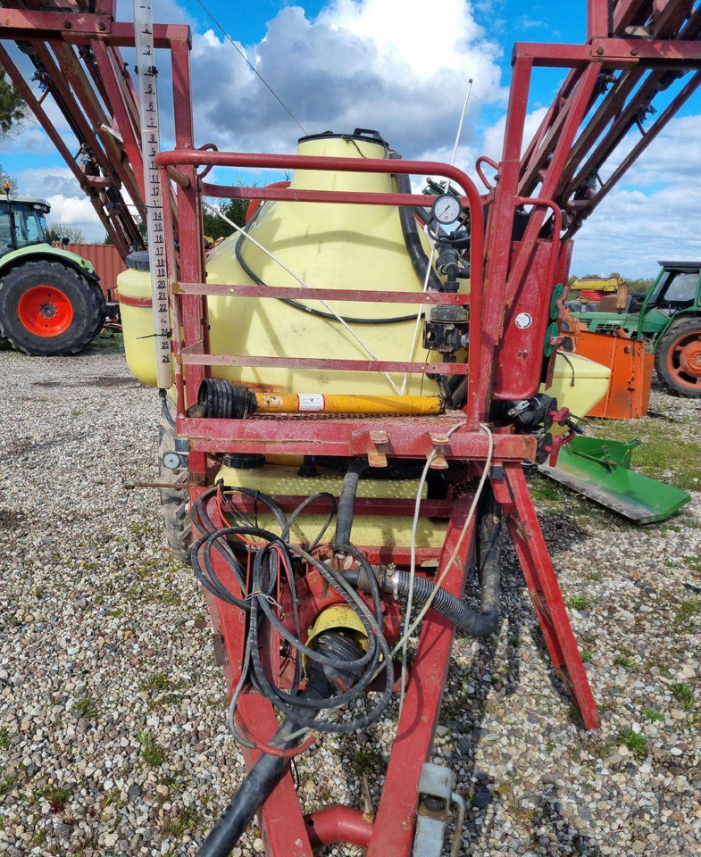 Hardi Commander 2600 - Sprayer: picture 2 Hardi Commander 2600 - Sprayer: picture 2
