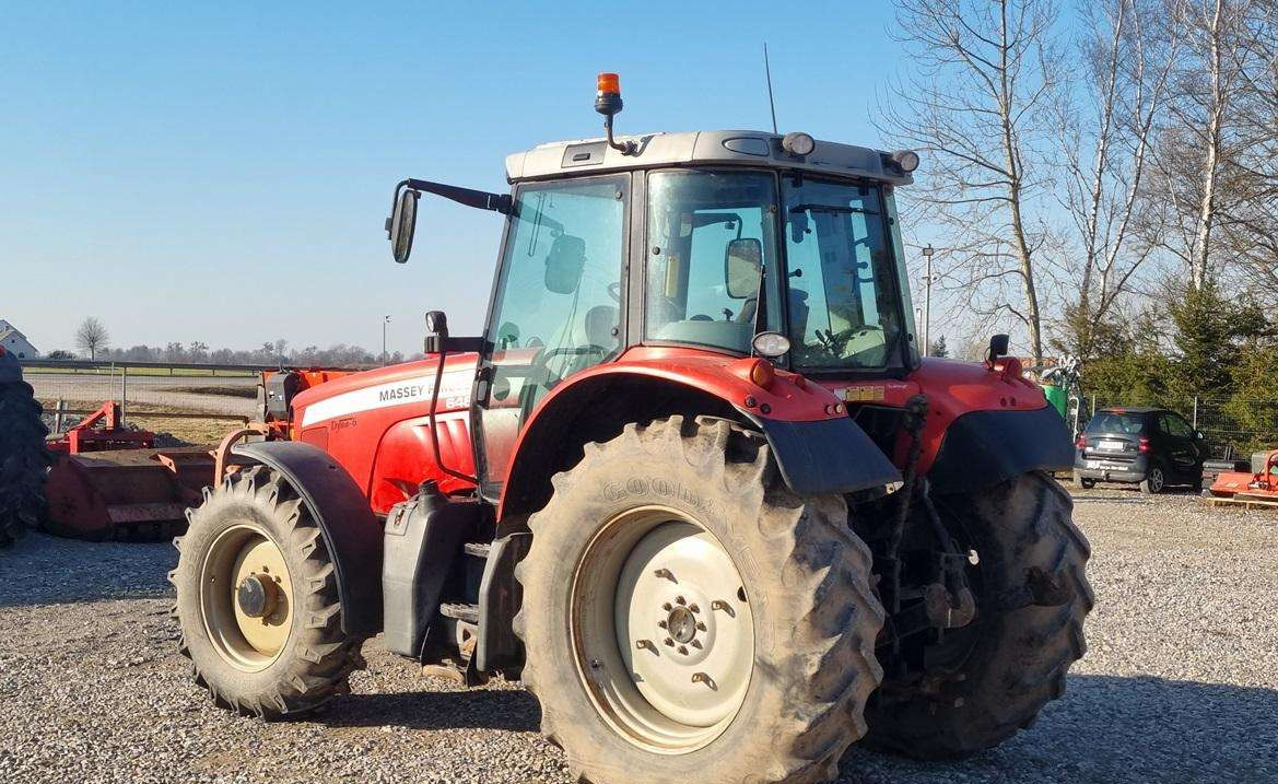 Massey Ferguson 6465 - Farm tractor: picture 3 Massey Ferguson 6465 - Farm tractor: picture 3