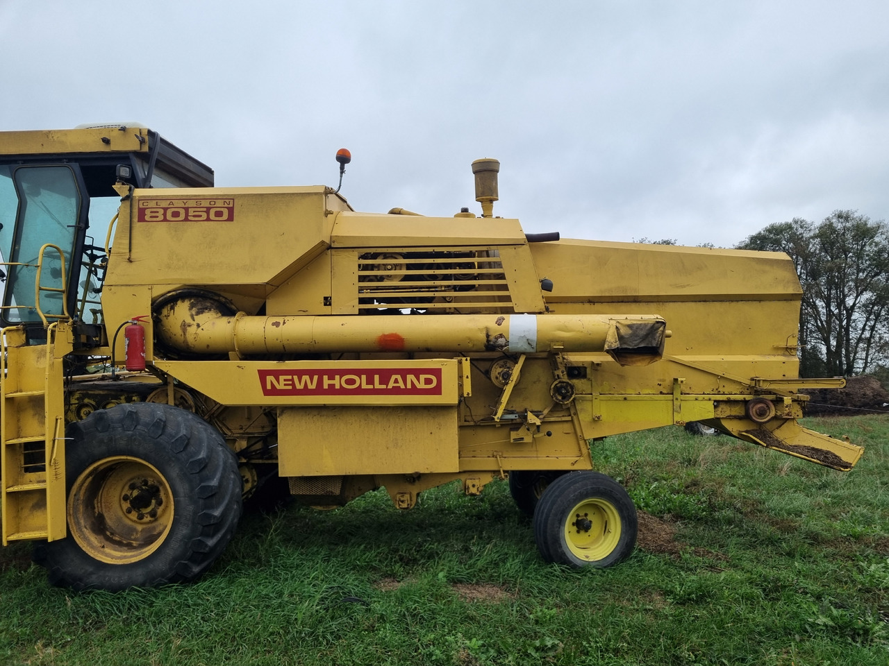 New Holland 8050 - Combine harvester: picture 5 New Holland 8050 - Combine harvester: picture 5
