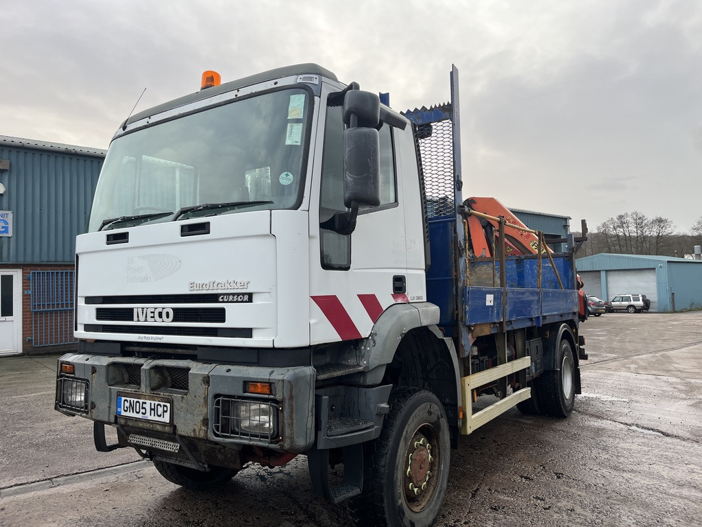 Iveco EuroTrakker 180E27 4x4 Rigid - Dropside/ Flatbed truck: picture 1 Iveco EuroTrakker 180E27 4x4 Rigid - Dropside/ Flatbed truck: picture 1