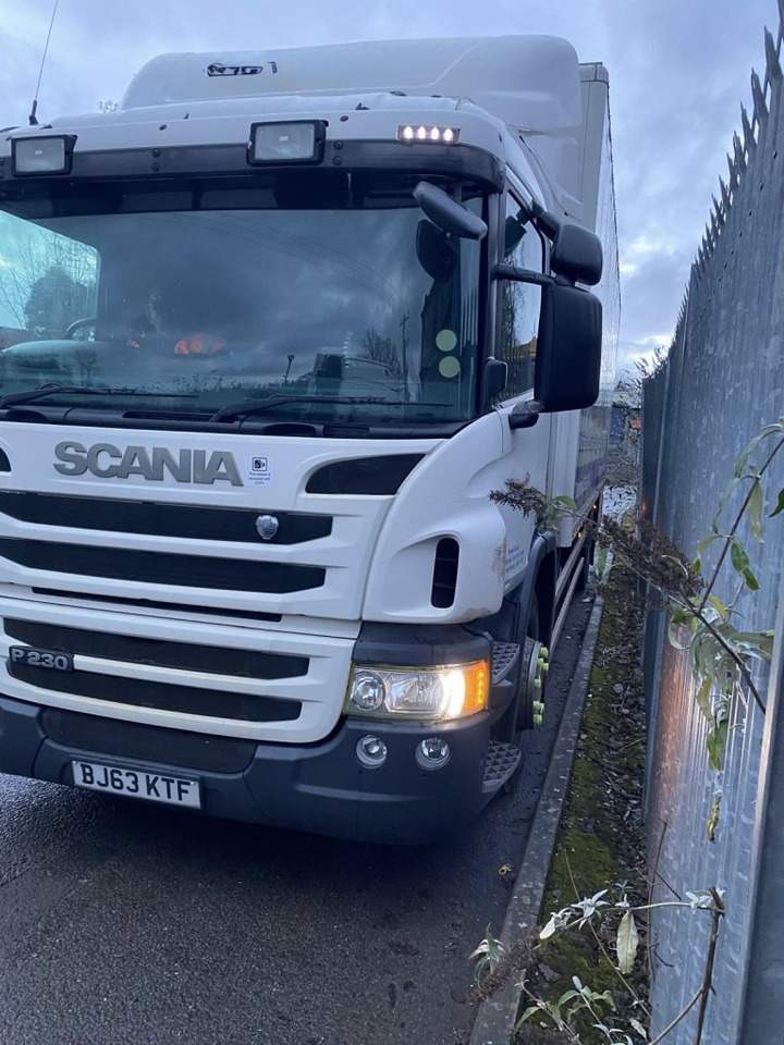 Scania P230 4x2 Box Van - Closed box van: picture 2 Scania P230 4x2 Box Van - Closed box van: picture 2