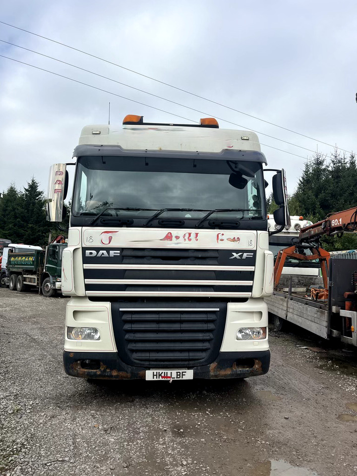 DAF 105XF 460 6x2 - Tractor unit: picture 3 DAF 105XF 460 6x2 - Tractor unit: picture 3