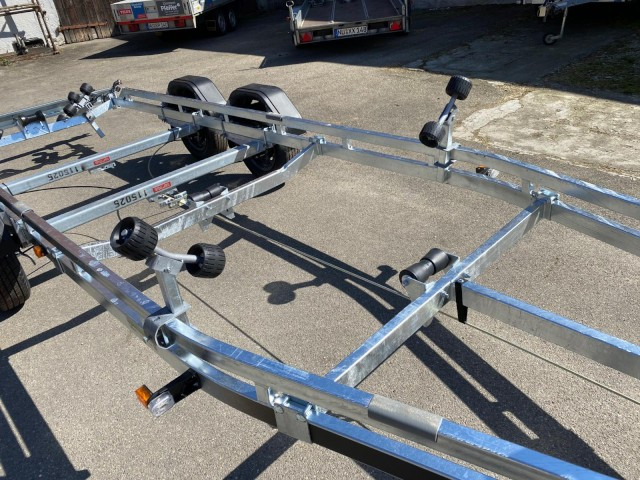 Brenderup Brenderup Premium Bootsanhänger 242500TB SR mit Superrollen, 2,5 to. 7,2m/ 24 Fuß - Boat trailer: picture 5 Brenderup Brenderup Premium Bootsanhänger 242500TB SR mit Superrollen, 2,5 to. 7,2m/ 24 Fuß - Boat trailer: picture 5