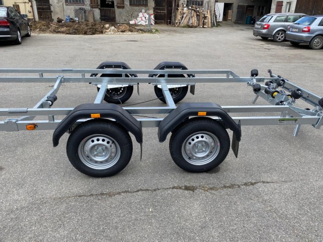 Brenderup Premium Bootsanhänger 242000TB SR mit Superrollen, 2,0 to. 7,2m/ 24 Fuß - Boat trailer: picture 5 Brenderup Premium Bootsanhänger 242000TB SR mit Superrollen, 2,0 to. 7,2m/ 24 Fuß - Boat trailer: picture 5