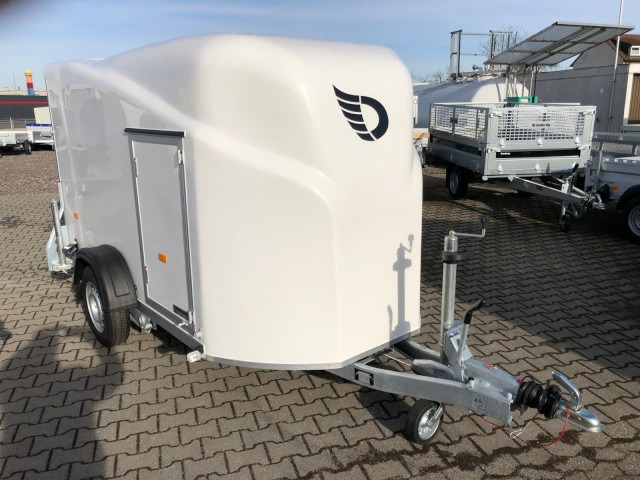 Cheval Liberte Debon Cargo 2 Poly + Türe weiß 1300 kg, 100 km/h, 300x155x168cm - Closed box trailer: picture 1 Cheval Liberte Debon Cargo 2 Poly + Türe weiß 1300 kg, 100 km/h, 300x155x168cm - Closed box trailer: picture 1