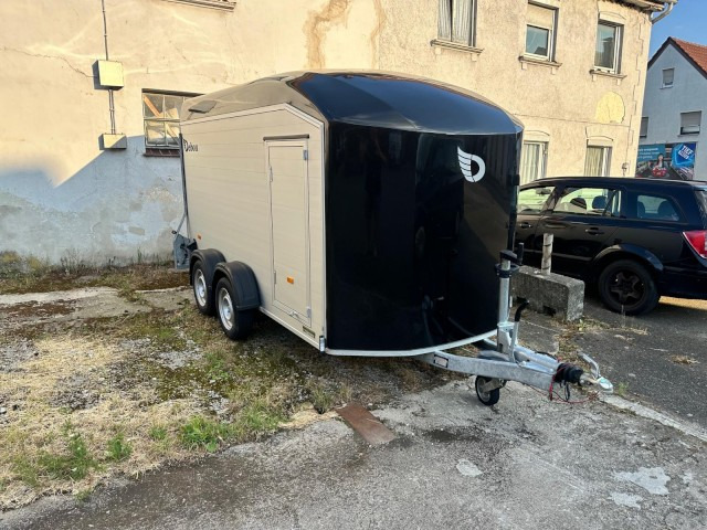 Cheval Liberte Debon Roadster 700 Alu + Türe 2600 kg, 100 km/h, 375x180x202cm - Closed box trailer: picture 2 Cheval Liberte Debon Roadster 700 Alu + Türe 2600 kg, 100 km/h, 375x180x202cm - Closed box trailer: picture 2