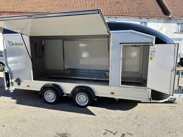Cheval Liberte Debon Roadster C 1000 Sandwich 3500 kg, 100 km/h, 495x202x202cm - Closed box trailer: picture 1 Cheval Liberte Debon Roadster C 1000 Sandwich 3500 kg, 100 km/h, 495x202x202cm - Closed box trailer: picture 1