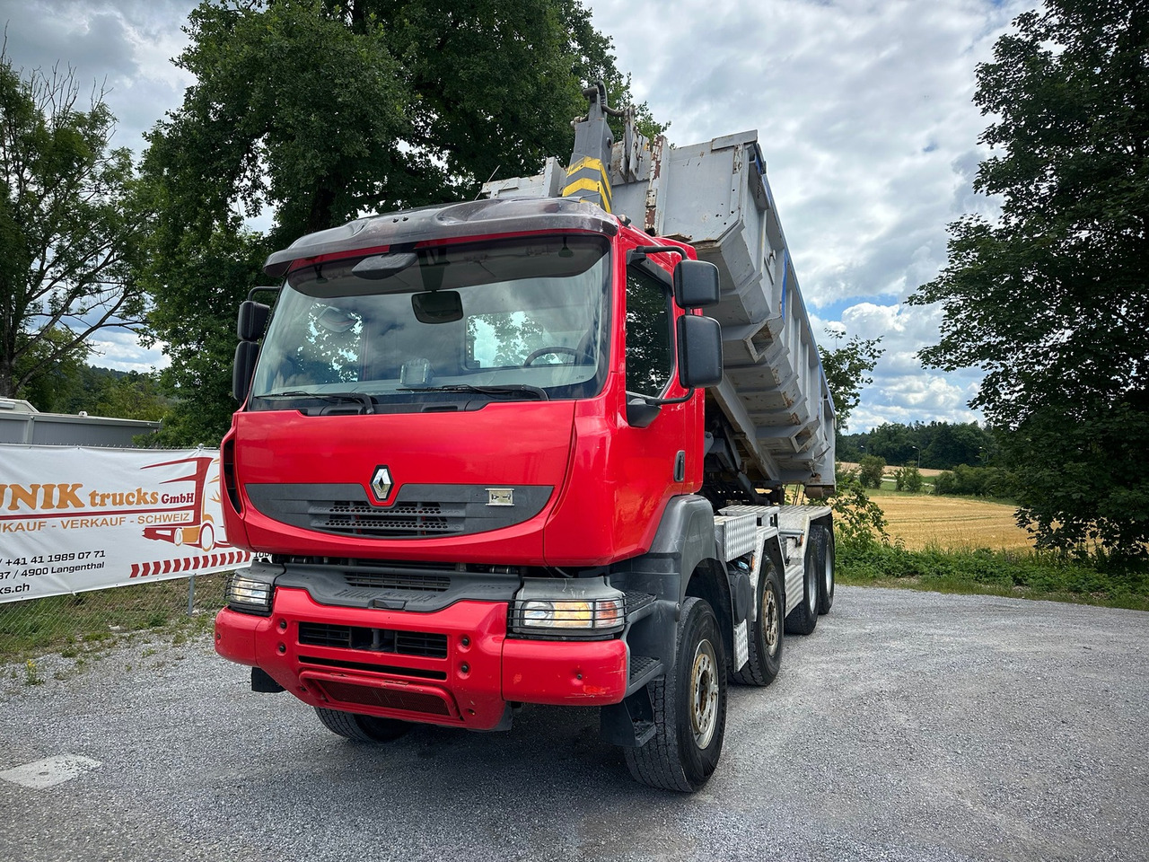 RENAULT / RENAULT TRUCKS Kerax 450 8x2 Abroller - Hook lift truck: picture 1 RENAULT / RENAULT TRUCKS Kerax 450 8x2 Abroller - Hook lift truck: picture 1