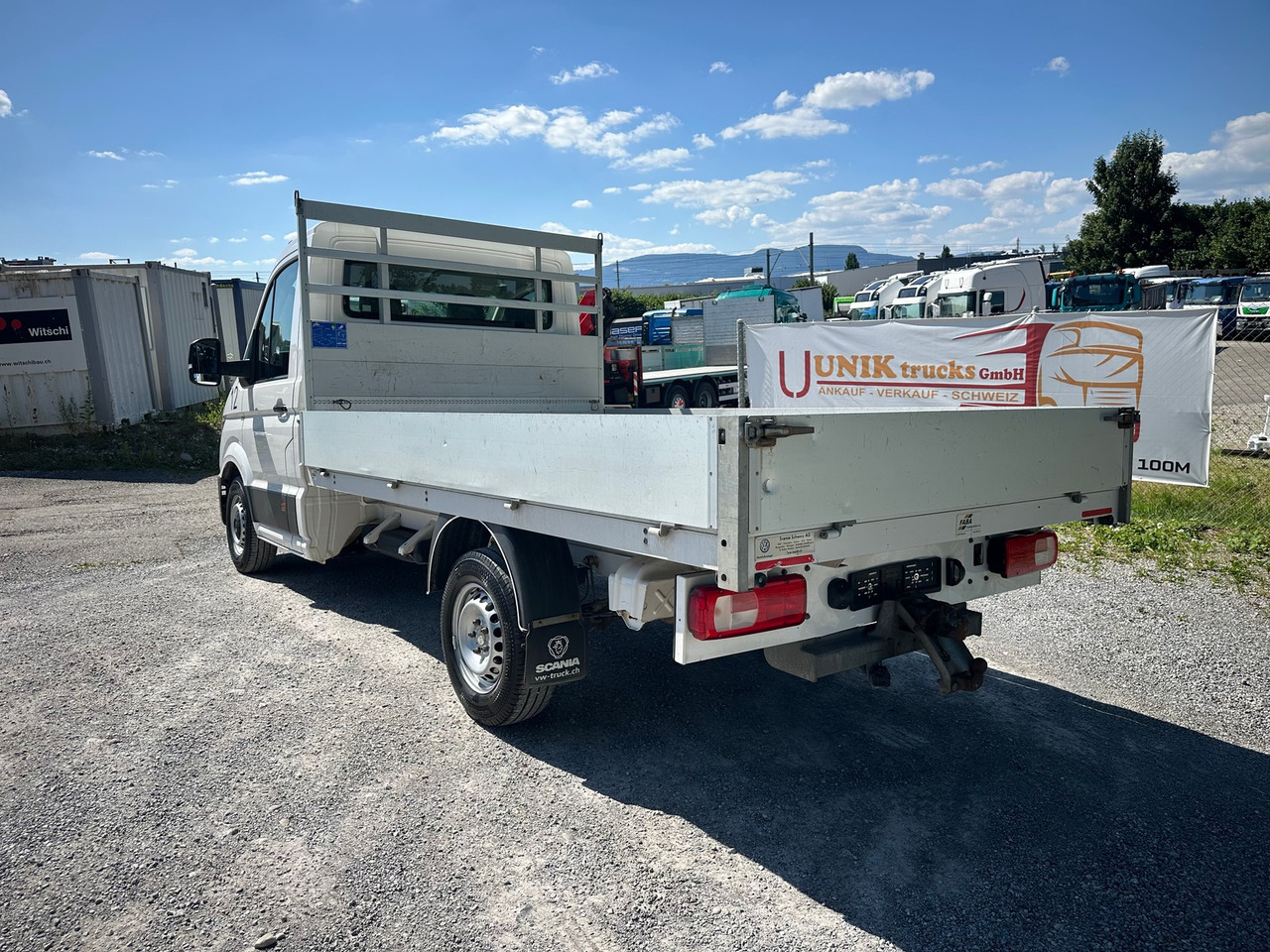 VOLKSWAGEN VW Crafter - Open body delivery van: picture 2 VOLKSWAGEN VW Crafter - Open body delivery van: picture 2