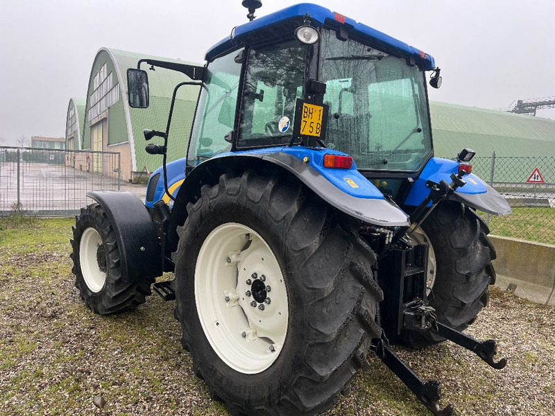New Holland T 5050 - Farm tractor: picture 4 New Holland T 5050 - Farm tractor: picture 4