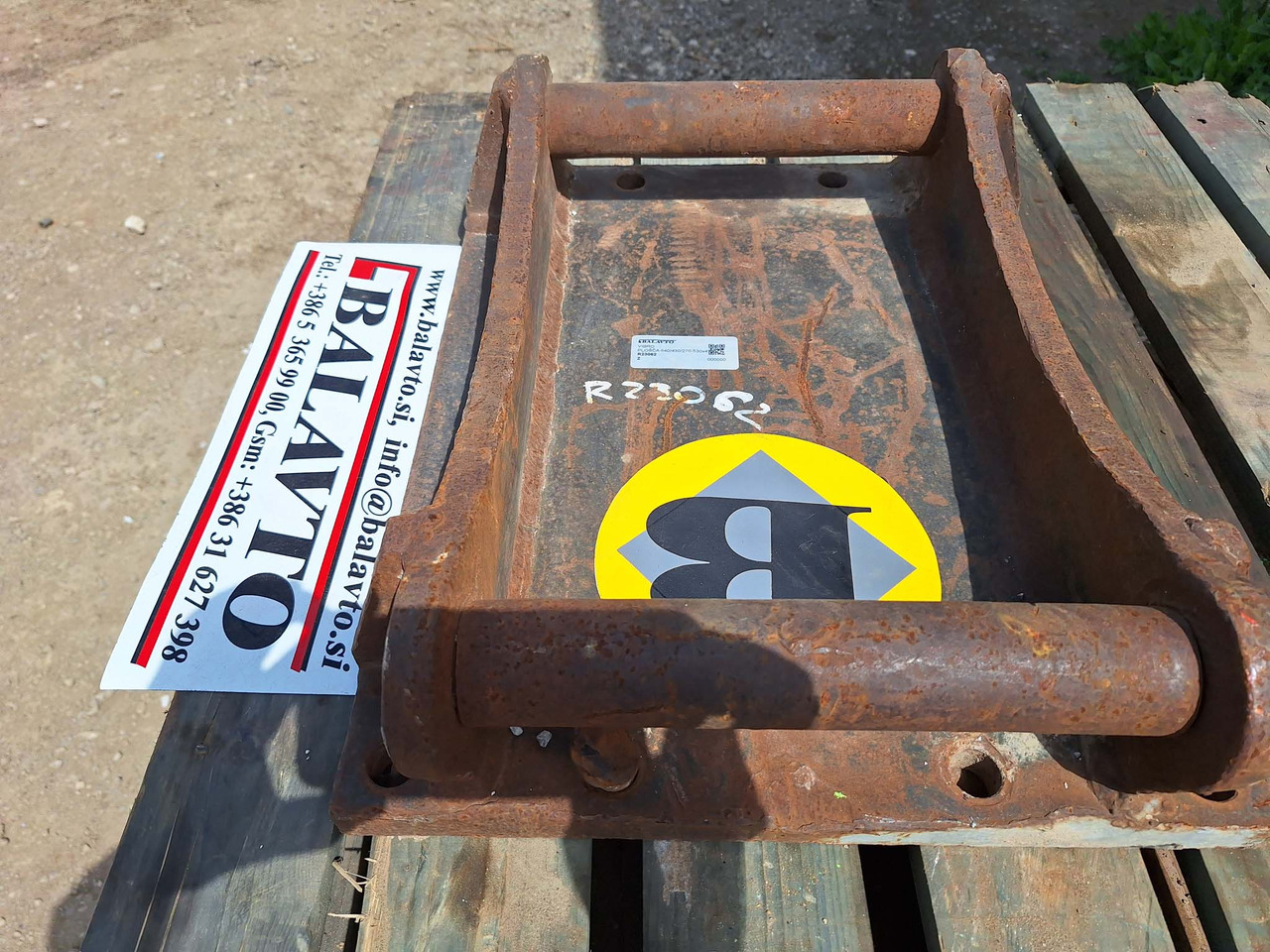 Attachment plate S50 - Quick coupler for Construction machinery: picture 3 Attachment plate S50 - Quick coupler for Construction machinery: picture 3