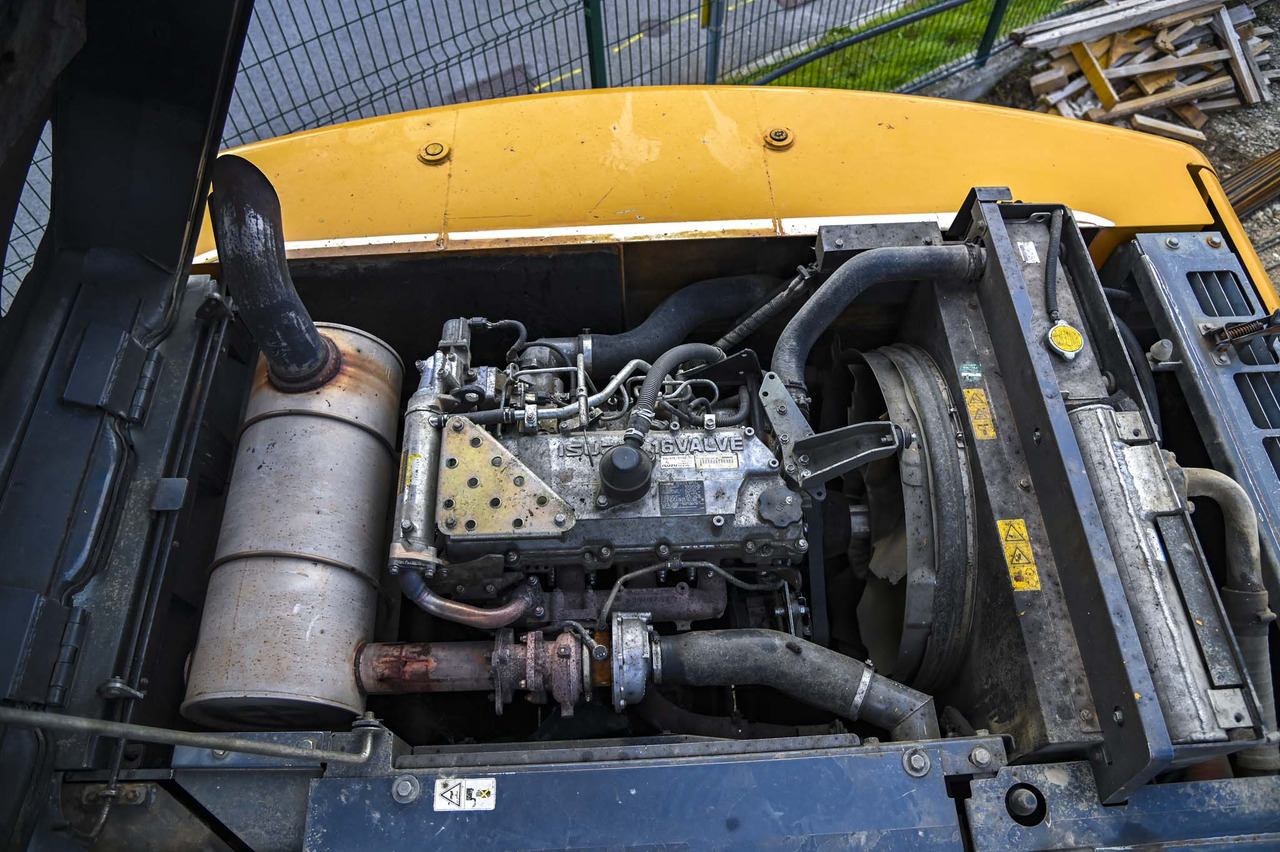 Crawler excavator CASE CX240B: picture 44