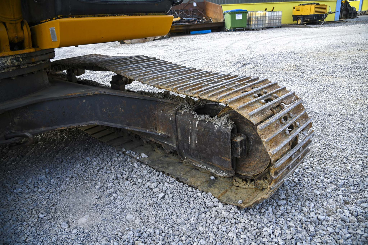 Crawler excavator CASE CX240B: picture 21