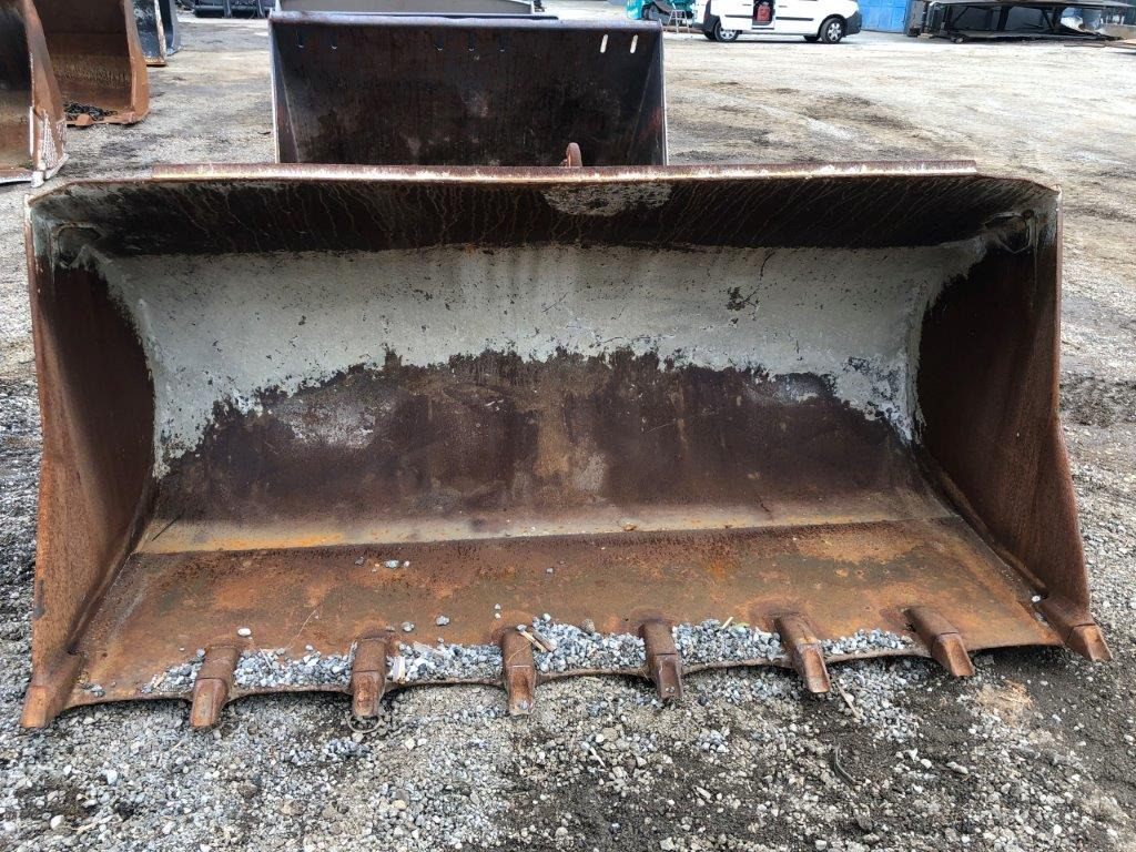 Caterpillar loader bucket 2900 mm - Loader bucket: picture 2 Caterpillar loader bucket 2900 mm - Loader bucket: picture 2