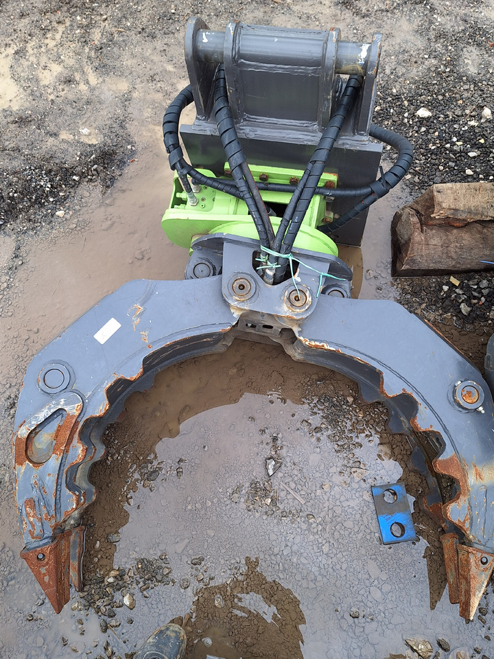 Grab BGS 04 for 8-12 ton excavators - Grapple for Excavator: picture 1 Grab BGS 04 for 8-12 ton excavators - Grapple for Excavator: picture 1