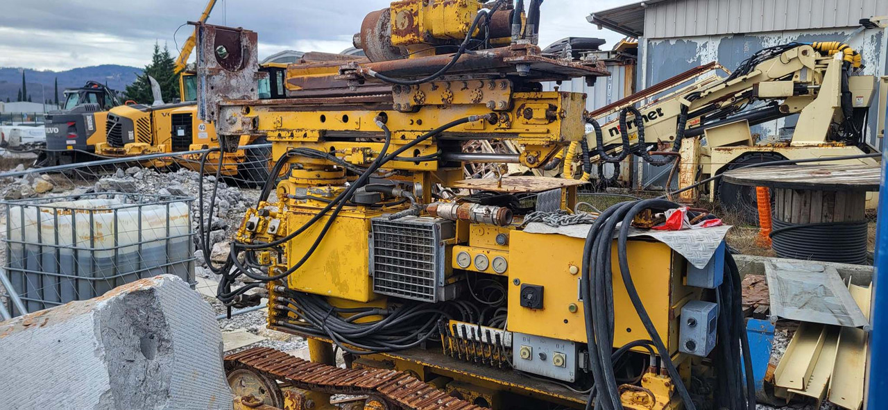 Klemm MR704 - Drilling rig: picture 1 Klemm MR704 - Drilling rig: picture 1