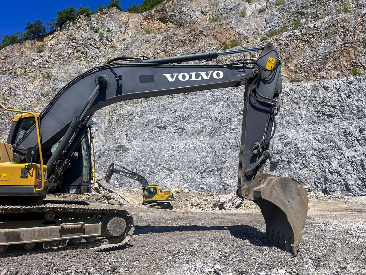 Volvo EC220D - Crawler excavator: picture 4 Volvo EC220D - Crawler excavator: picture 4