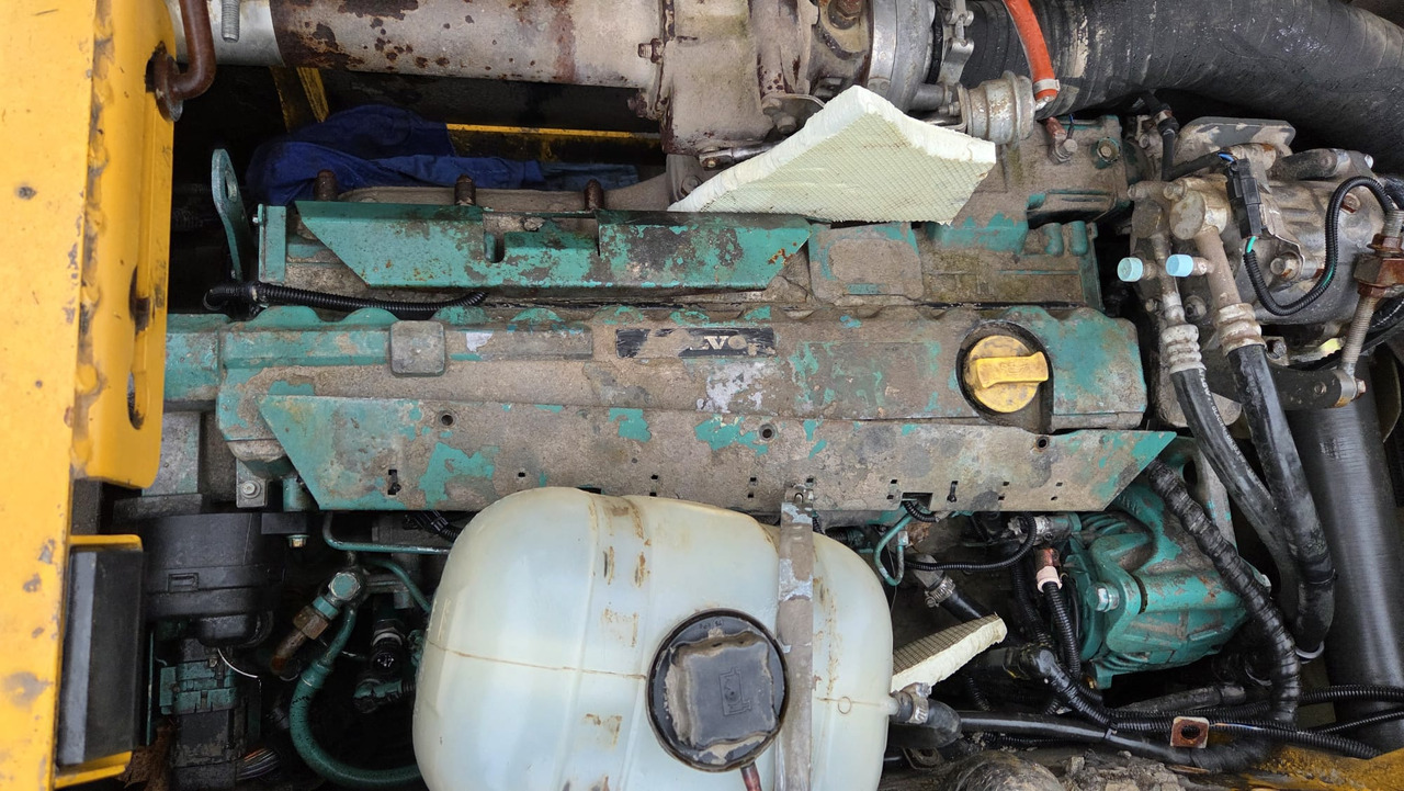 Volvo engine 14575314 - Engine for Excavator: picture 1 Volvo engine 14575314 - Engine for Excavator: picture 1