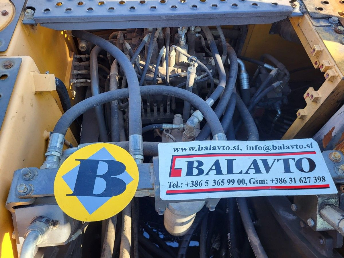 Volvo main control valve 14577600 - Hydraulic valve for Excavator: picture 3 Volvo main control valve 14577600 - Hydraulic valve for Excavator: picture 3