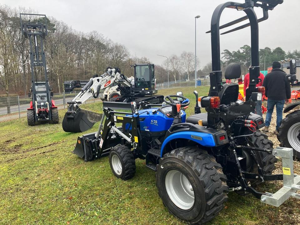 Kleintraktor Solis S26 Shuttle XL mit Frontlader - Compact tractor: picture 2 Kleintraktor Solis S26 Shuttle XL mit Frontlader - Compact tractor: picture 2