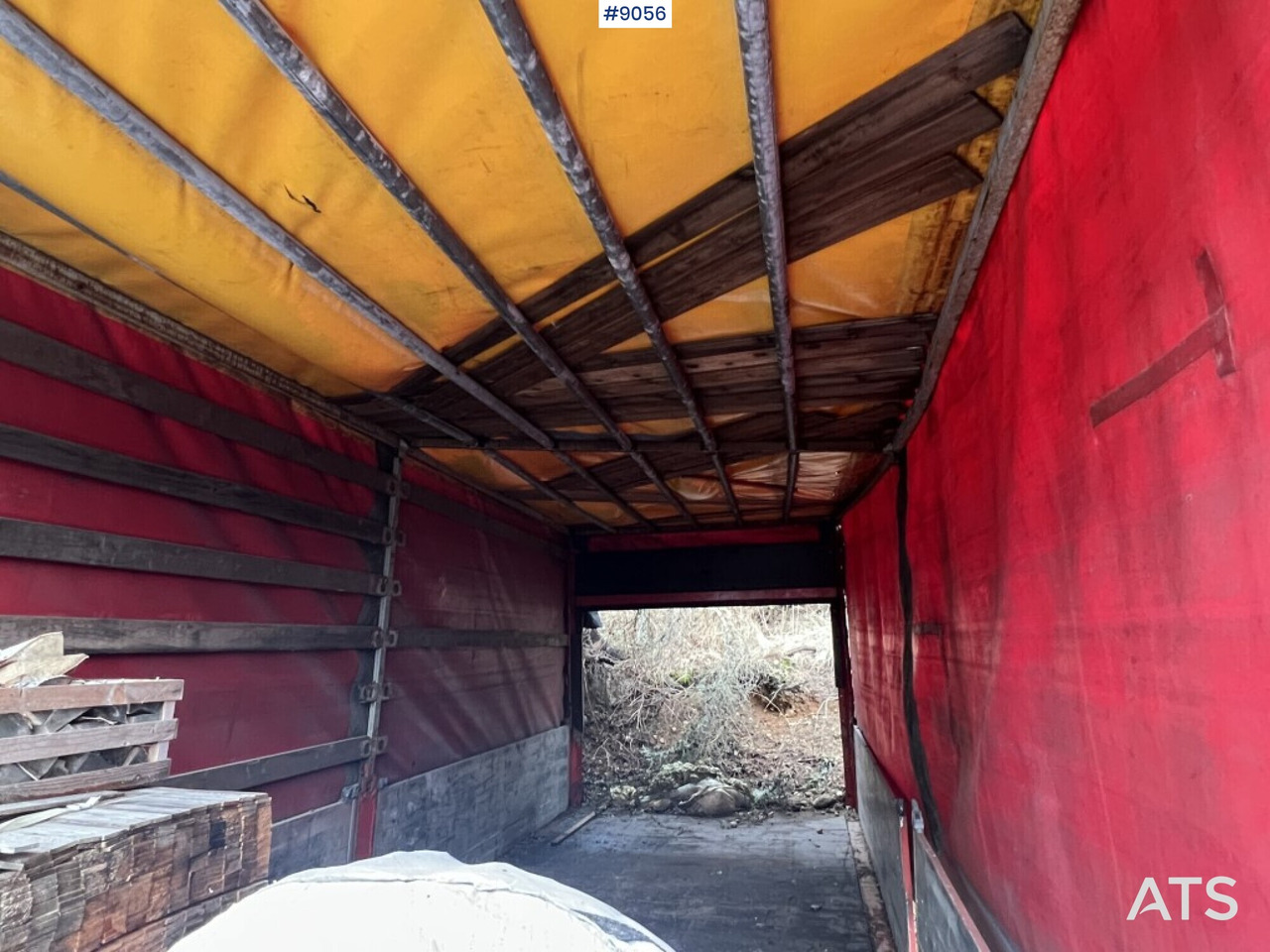 3 Older Containers with chapels - Construction container: picture 4 3 Older Containers with chapels - Construction container: picture 4