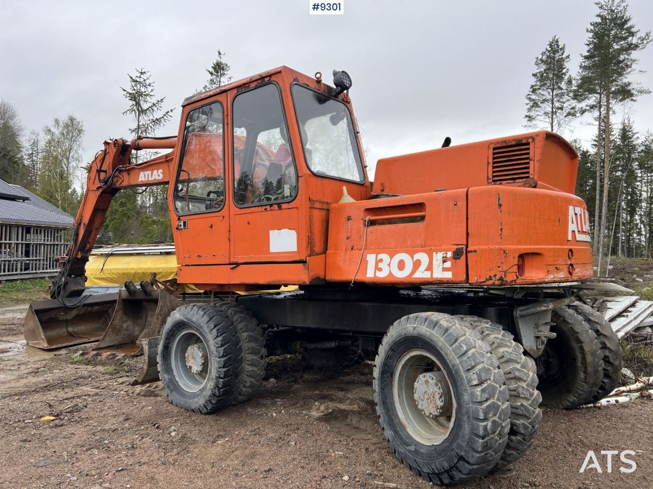 Atlas 1302 E Wheeled excavator with attachments (VIDEO) - Wheel excavator: picture 3 Atlas 1302 E Wheeled excavator with attachments (VIDEO) - Wheel excavator: picture 3