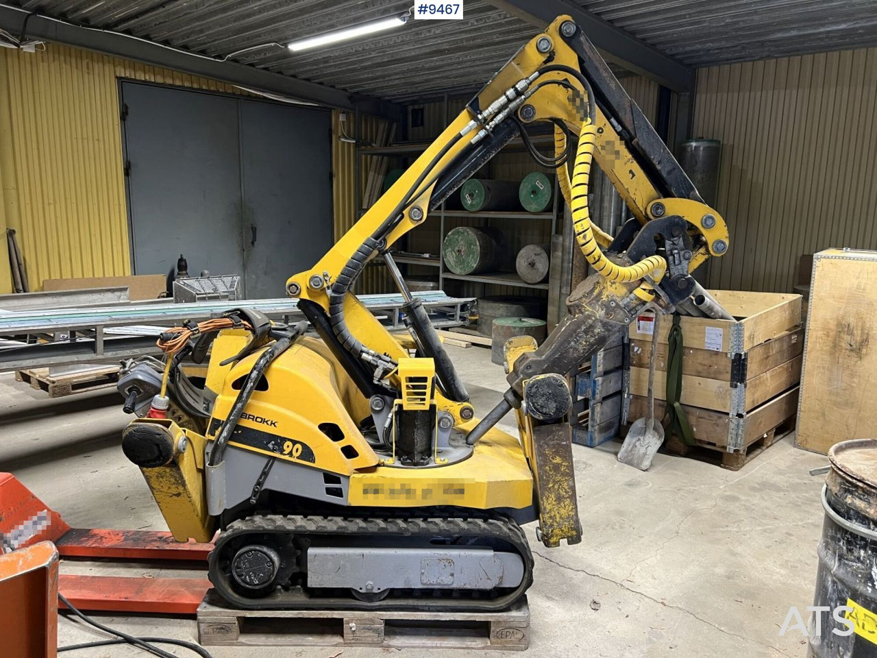 BROKK 90 Demolition / Forming robot - Construction machinery: picture 1 BROKK 90 Demolition / Forming robot - Construction machinery: picture 1