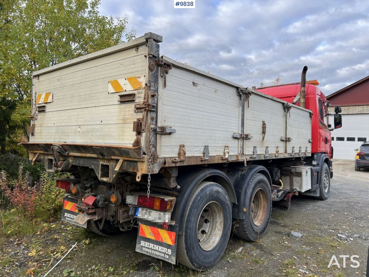 Dump Truck Scania R164 with plow equipment and underbite - Tipper: picture 4 Dump Truck Scania R164 with plow equipment and underbite - Tipper: picture 4