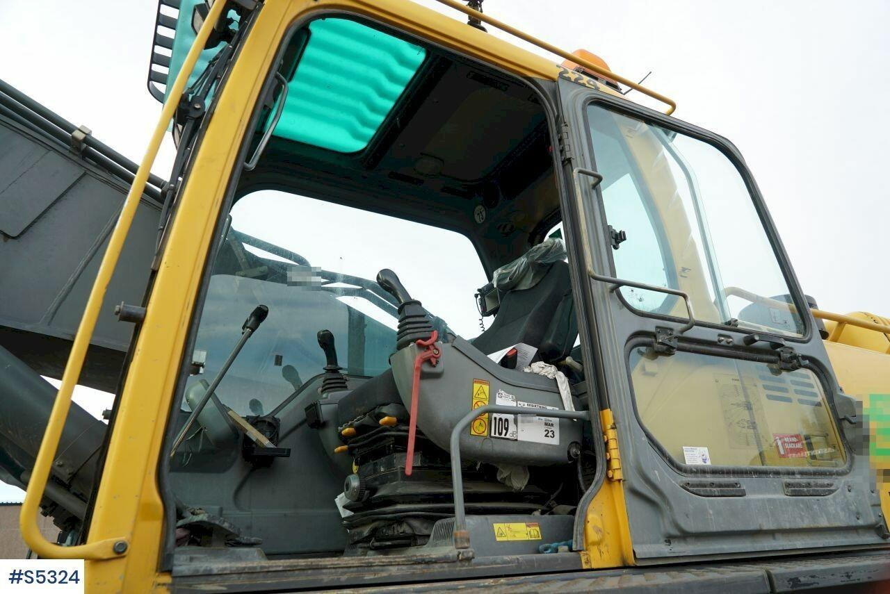 EXCAVATOR Volvo EC460BLC WITH BUCKET - Excavator: picture 5 EXCAVATOR Volvo EC460BLC WITH BUCKET - Excavator: picture 5