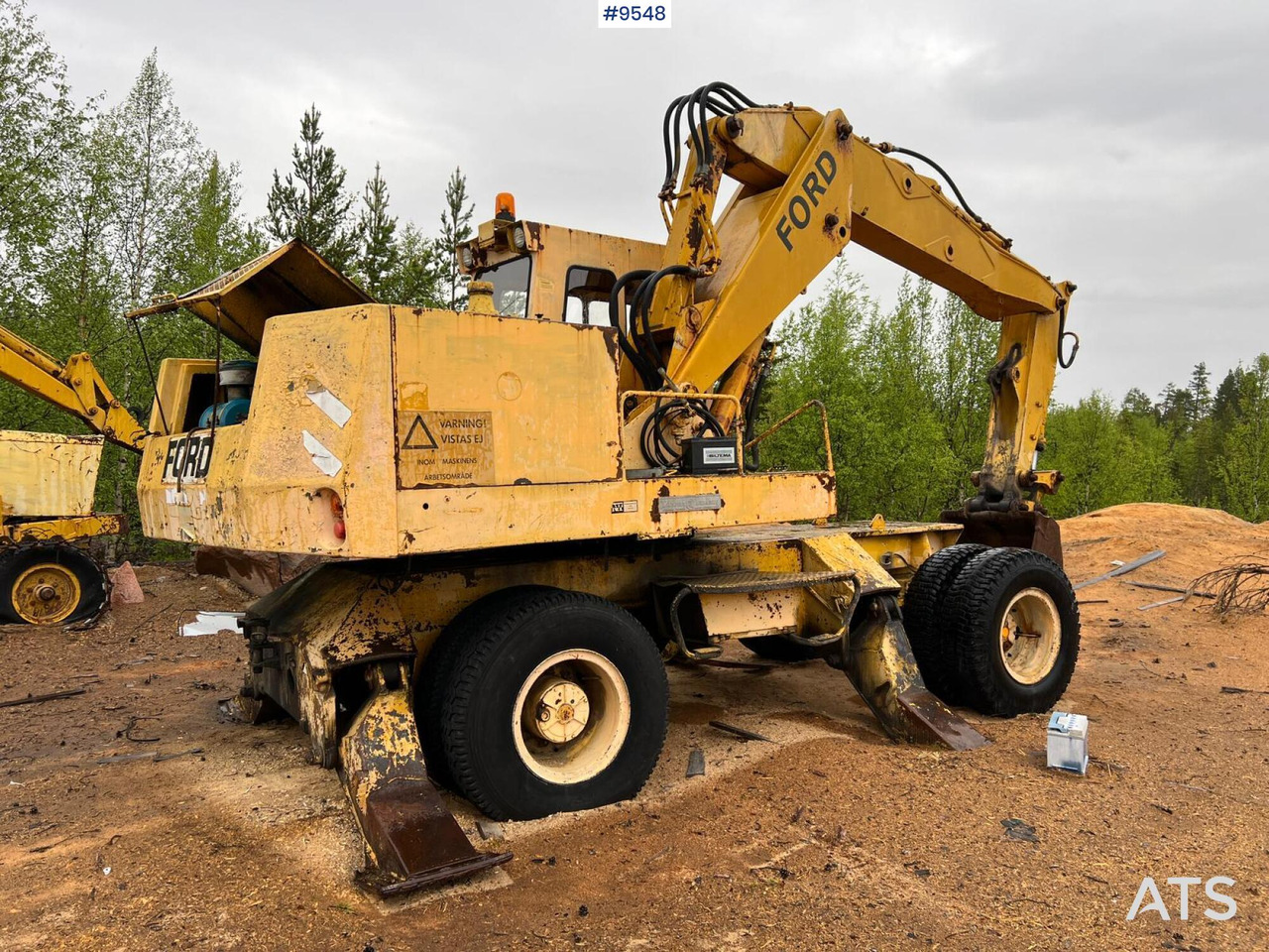FORD Wheel excavator - Wheel excavator: picture 2 FORD Wheel excavator - Wheel excavator: picture 2