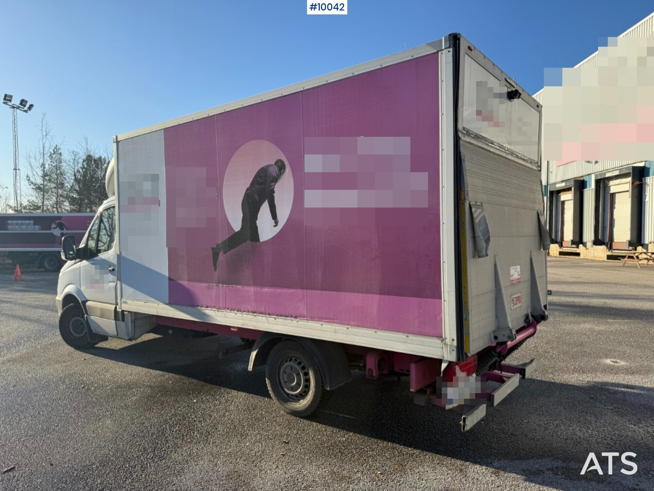 Mercedes Benz Sprinter with tail lift - Closed box van: picture 3 Mercedes Benz Sprinter with tail lift - Closed box van: picture 3