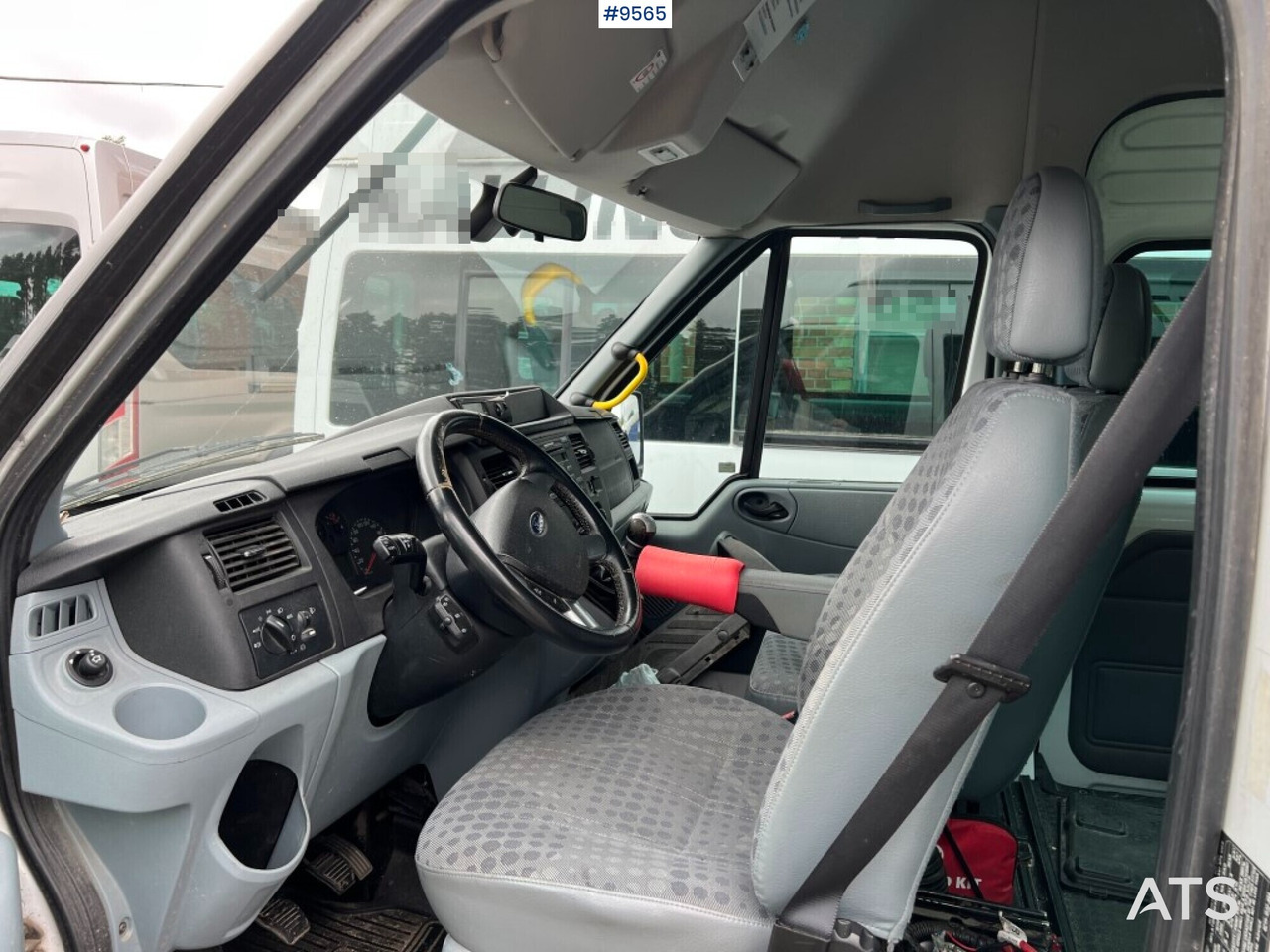 Minibus - 16-seater bus - FORD TRANSIT 430L 17-P B - Minibus, Passenger van: picture 5 Minibus - 16-seater bus - FORD TRANSIT 430L 17-P B - Minibus, Passenger van: picture 5