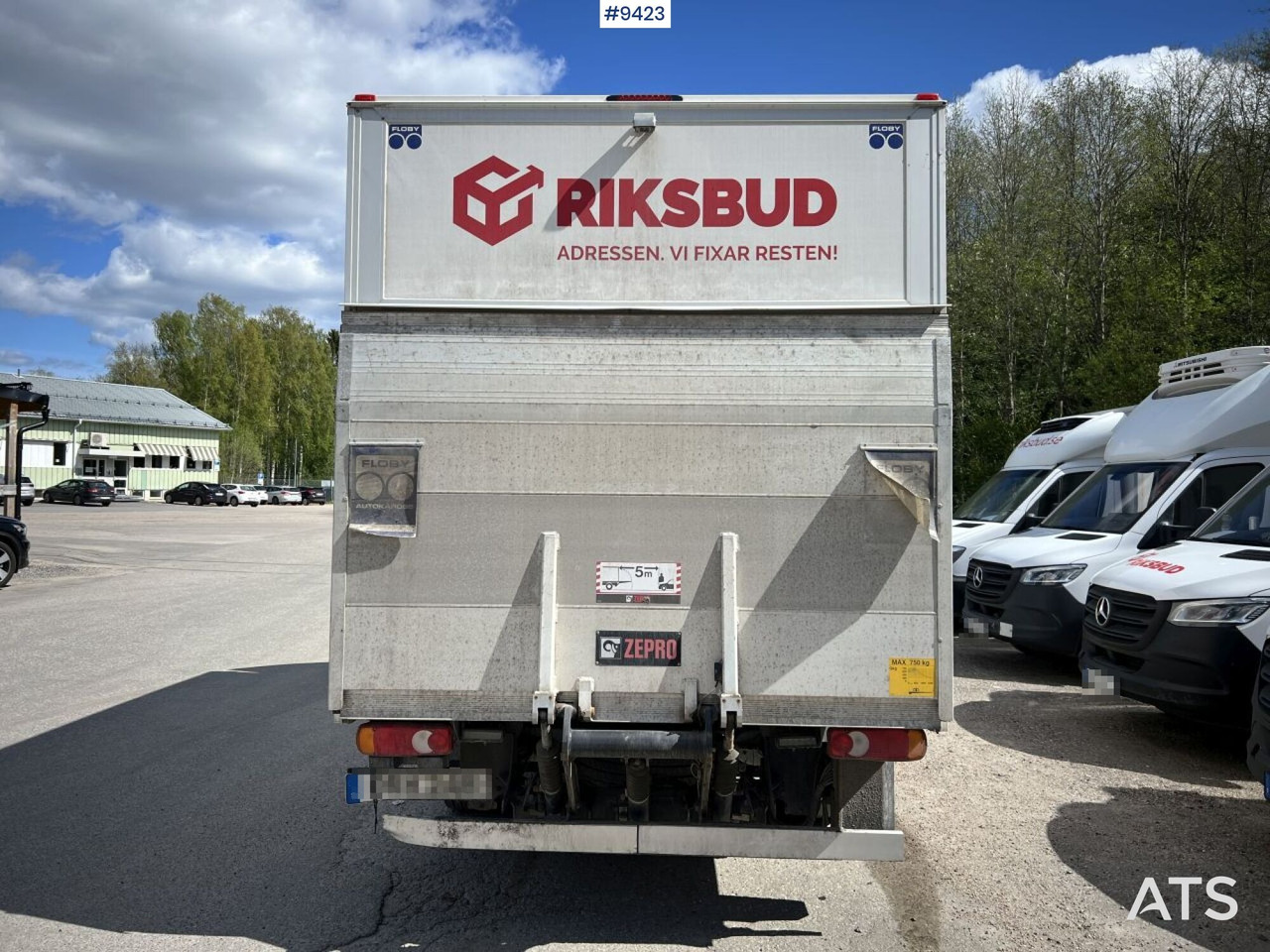 Box truck PEUGOT BOXER Box Truck with refrigeration unit and Tail Lift: picture 6