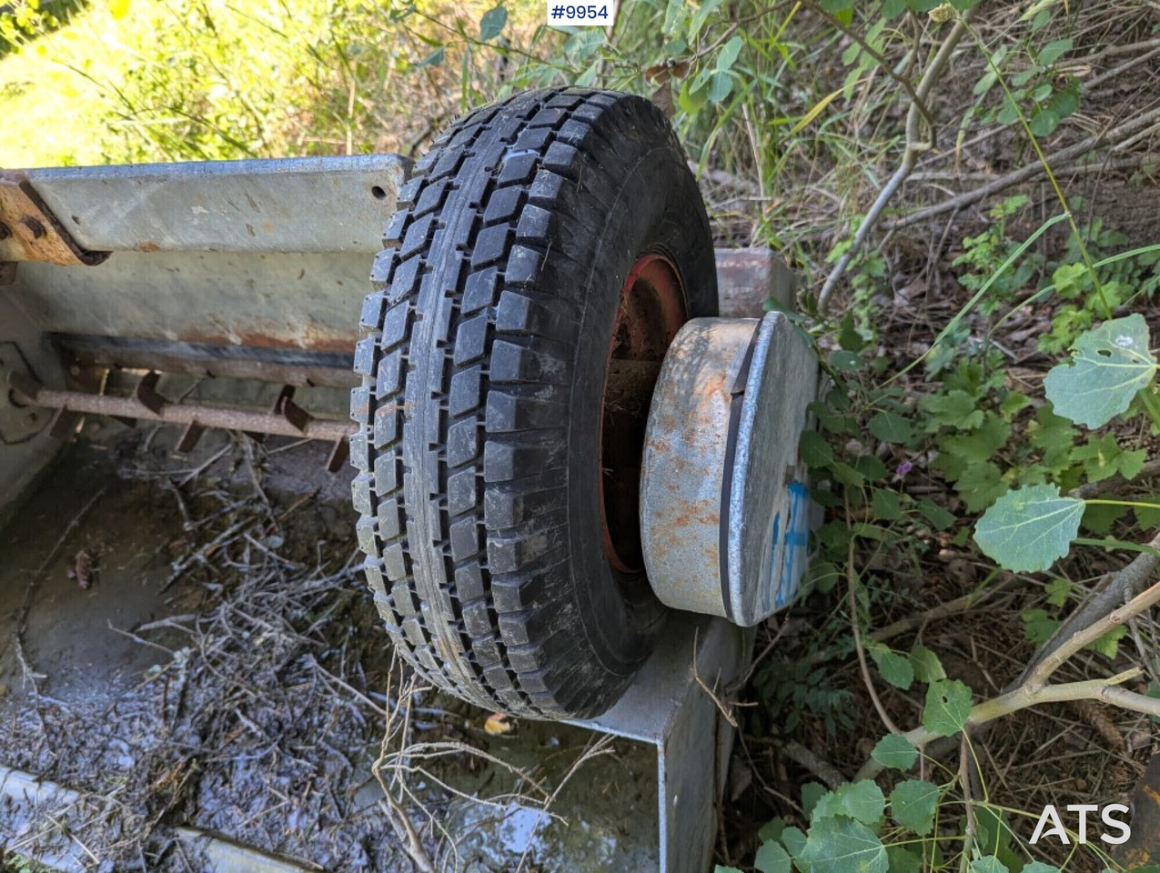 Sand spreader Fjärås 3-Point attachment - Sand/ Salt spreader: picture 5 Sand spreader Fjärås 3-Point attachment - Sand/ Salt spreader: picture 5