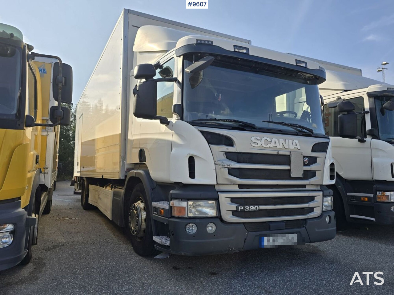 Scania P320 Skåpbil - Box truck: picture 2 Scania P320 Skåpbil - Box truck: picture 2
