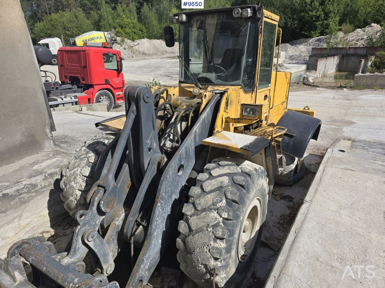 VOLVO L120 - Wheel loader: picture 1 VOLVO L120 - Wheel loader: picture 1