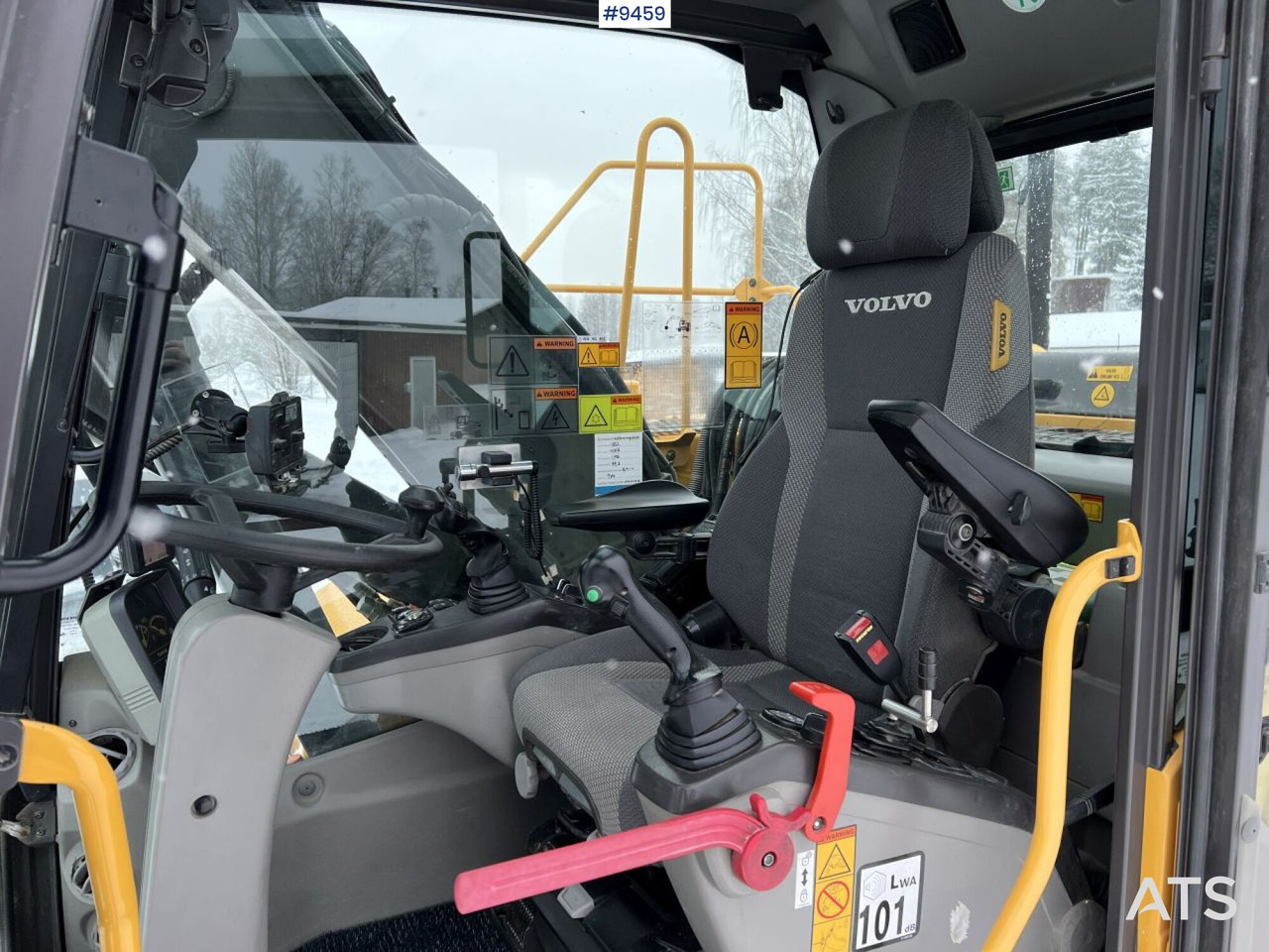 Volvo EW160 D Wheeled excavator (VIDEO) - Wheel excavator: picture 5 Volvo EW160 D Wheeled excavator (VIDEO) - Wheel excavator: picture 5