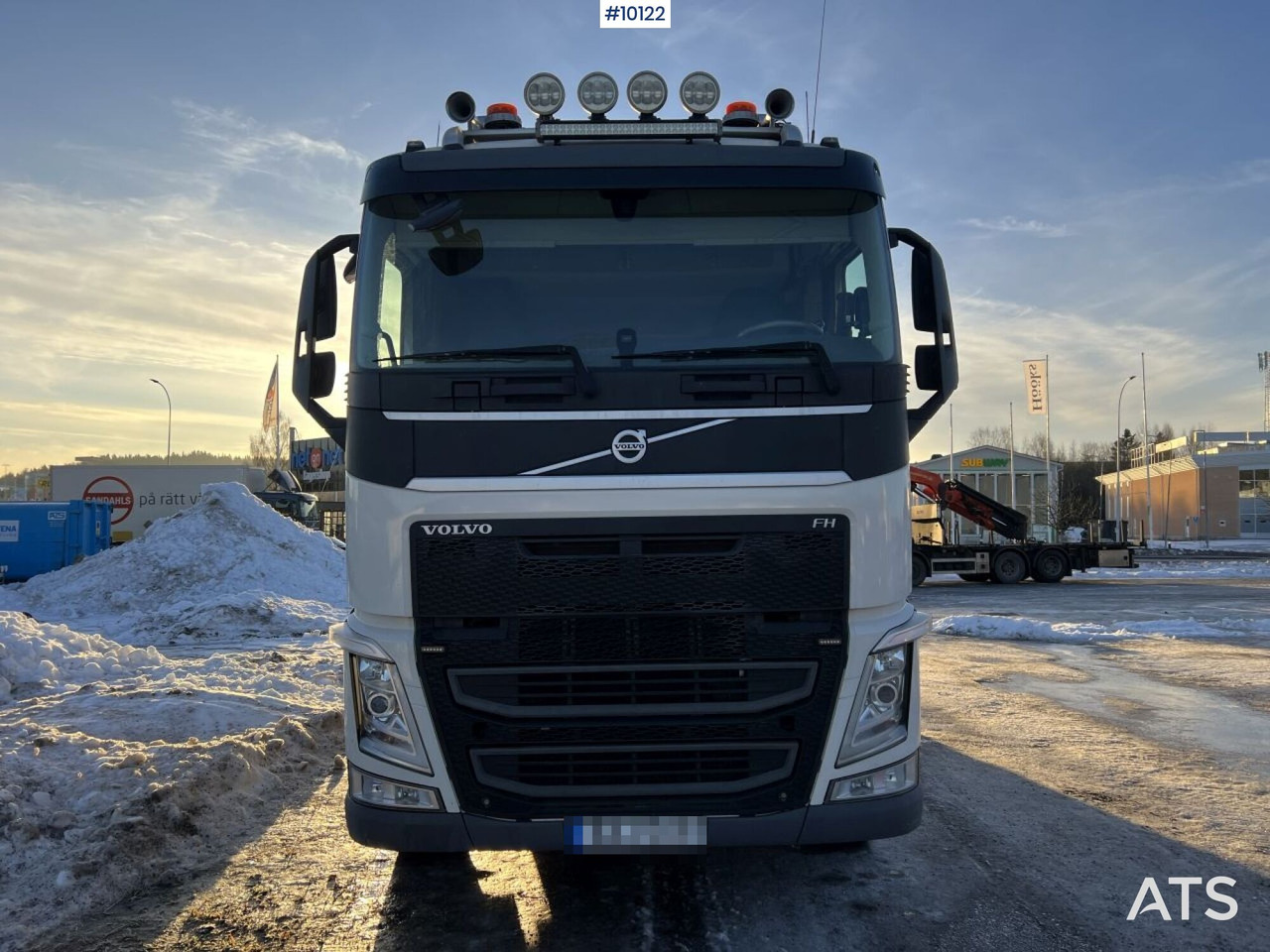 Volvo FH 8*4 Tridem Hooklift with flatbed - Hook lift truck: picture 2 Volvo FH 8*4 Tridem Hooklift with flatbed - Hook lift truck: picture 2